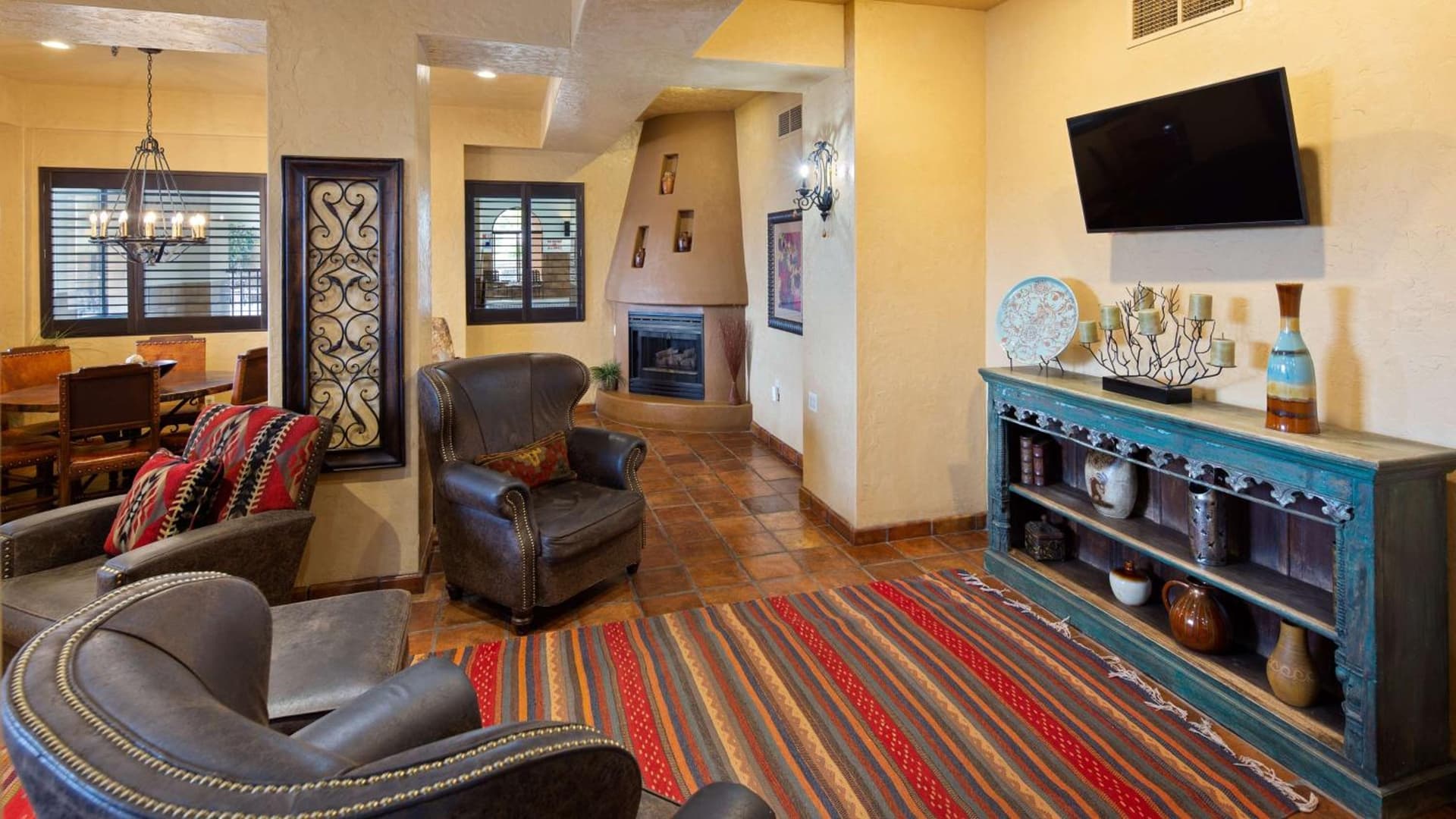 Best Western Plus Inn of Santa Fe interior in Santa Fe, NM — gallery photo 2