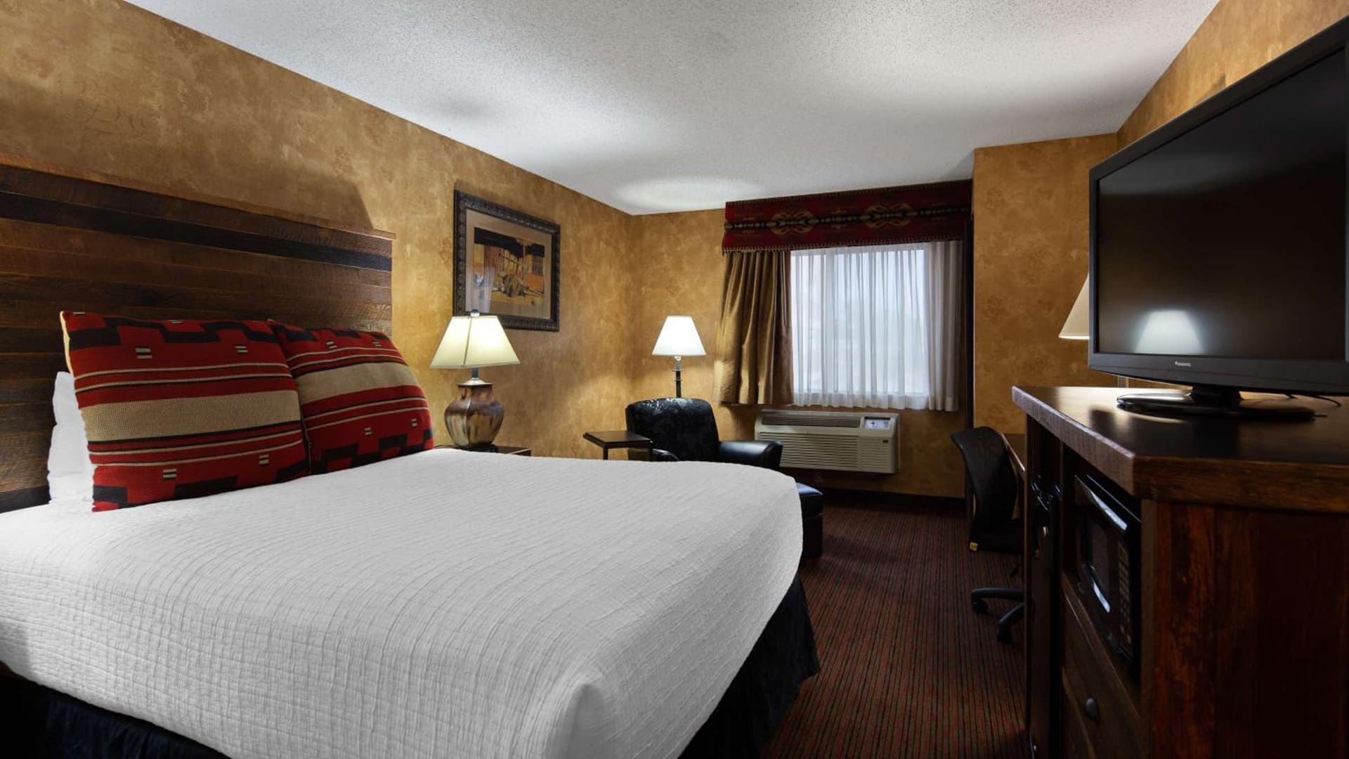 Best Western Plus Inn of Santa Fe interior in Santa Fe, NM — gallery photo 2