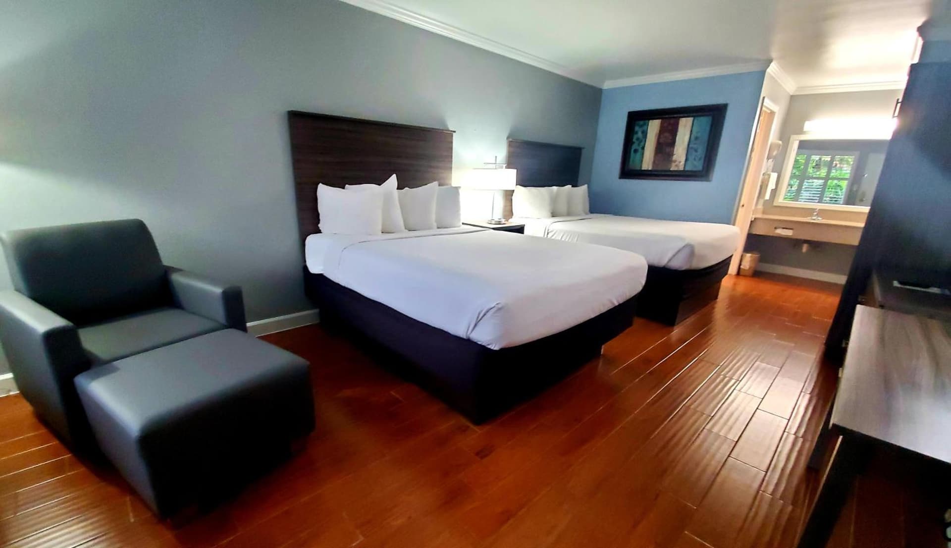 Vero Beach Inn & Suites Vero Beach I-95 gallery photo in Vero Beach, FL — image 38