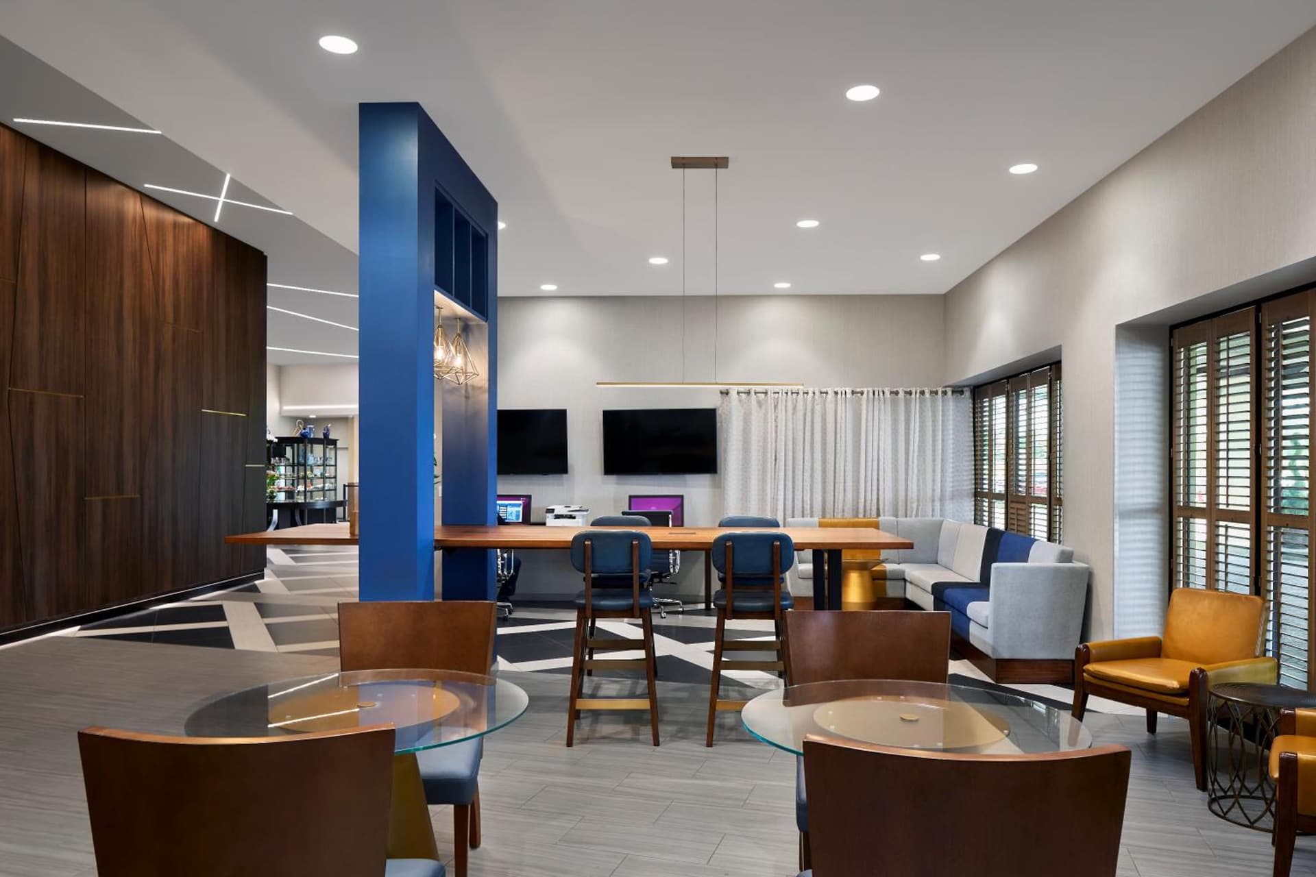 Crowne Plaza Providence-Warwick (Airport) by IHG gallery photo in Warwick, RI — image 49