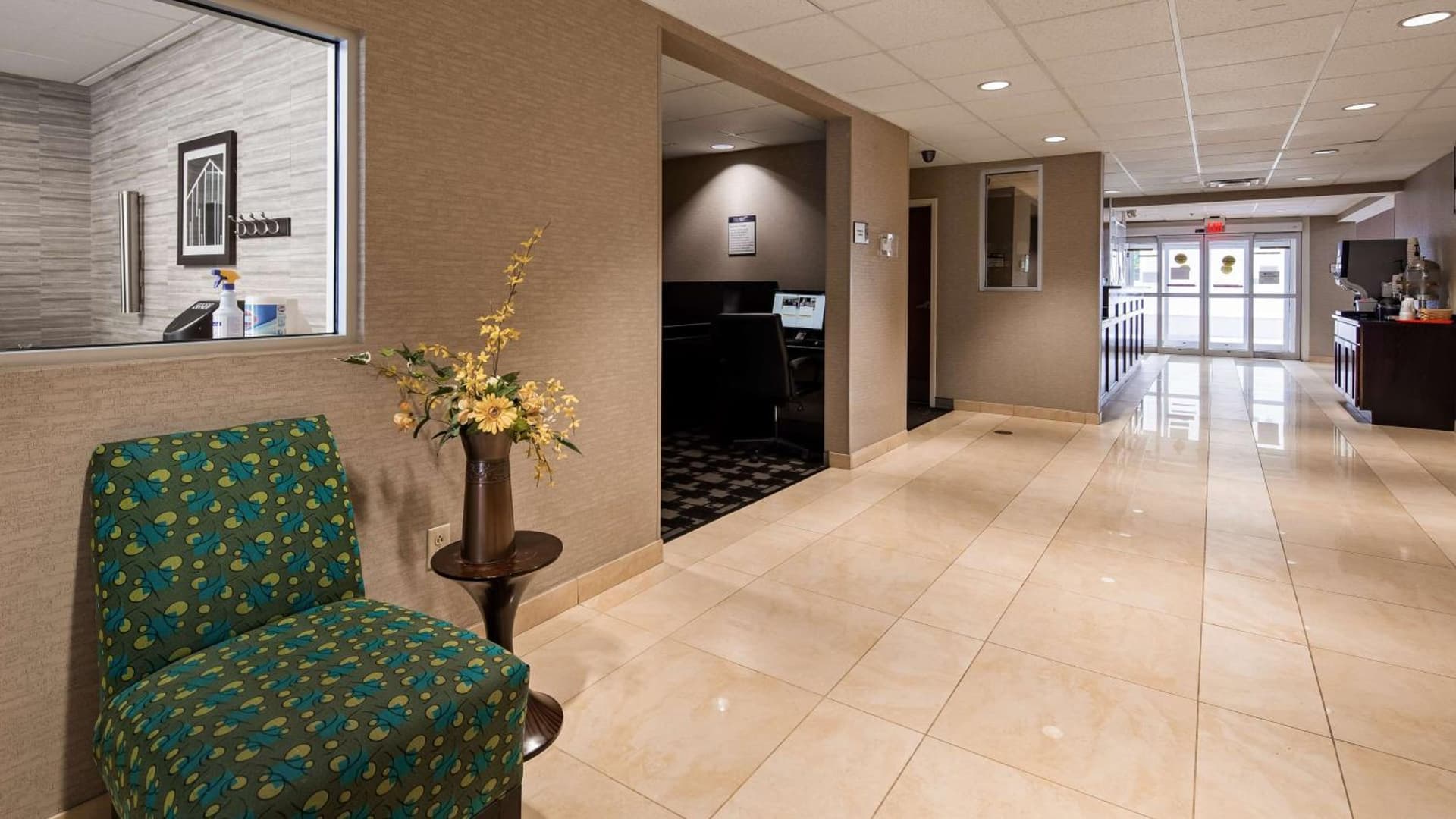 Best Western Concord Inn and Suites property views in Concord, NH — gallery photo 3