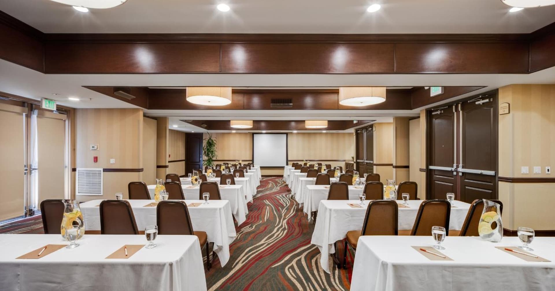 Ayres Hotel & Spa Moreno Valley/Riverside gallery photo in Moreno Valley, CA — image 7
