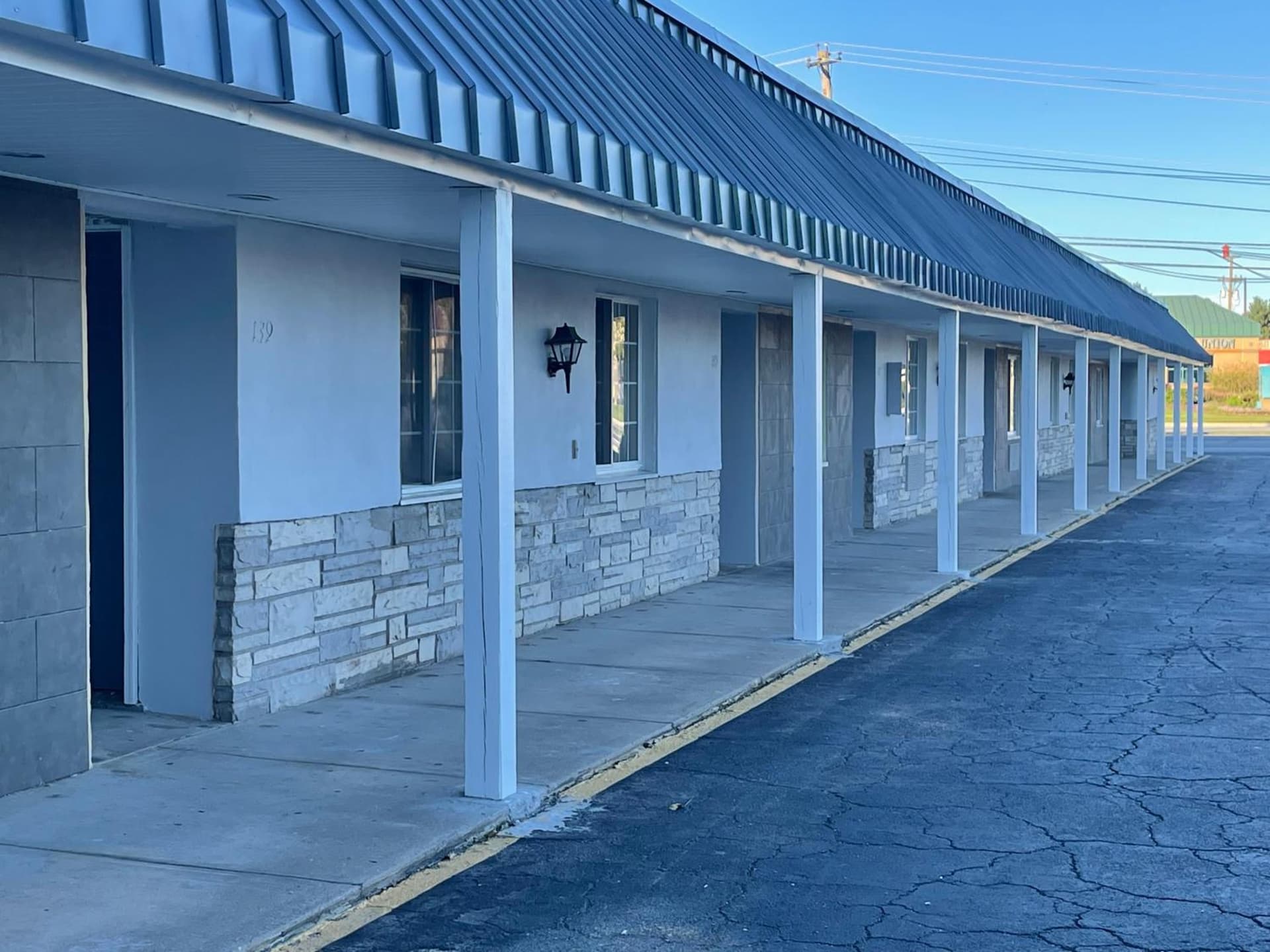 Superlodge gallery photo in Dover, DE — image 5