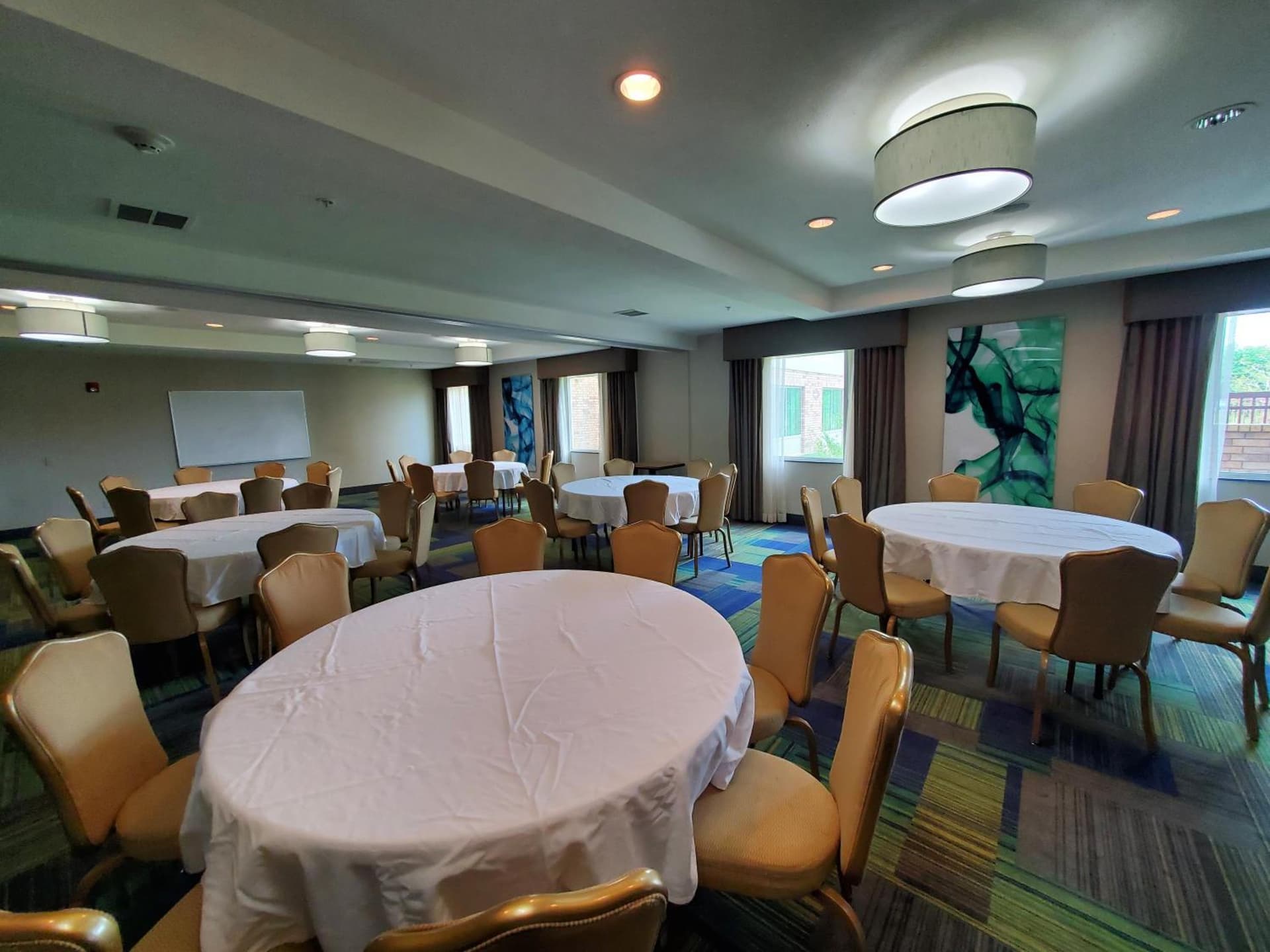 Holiday Inn Express Pearland by IHG gallery photo in Pearland, TX — image 20
