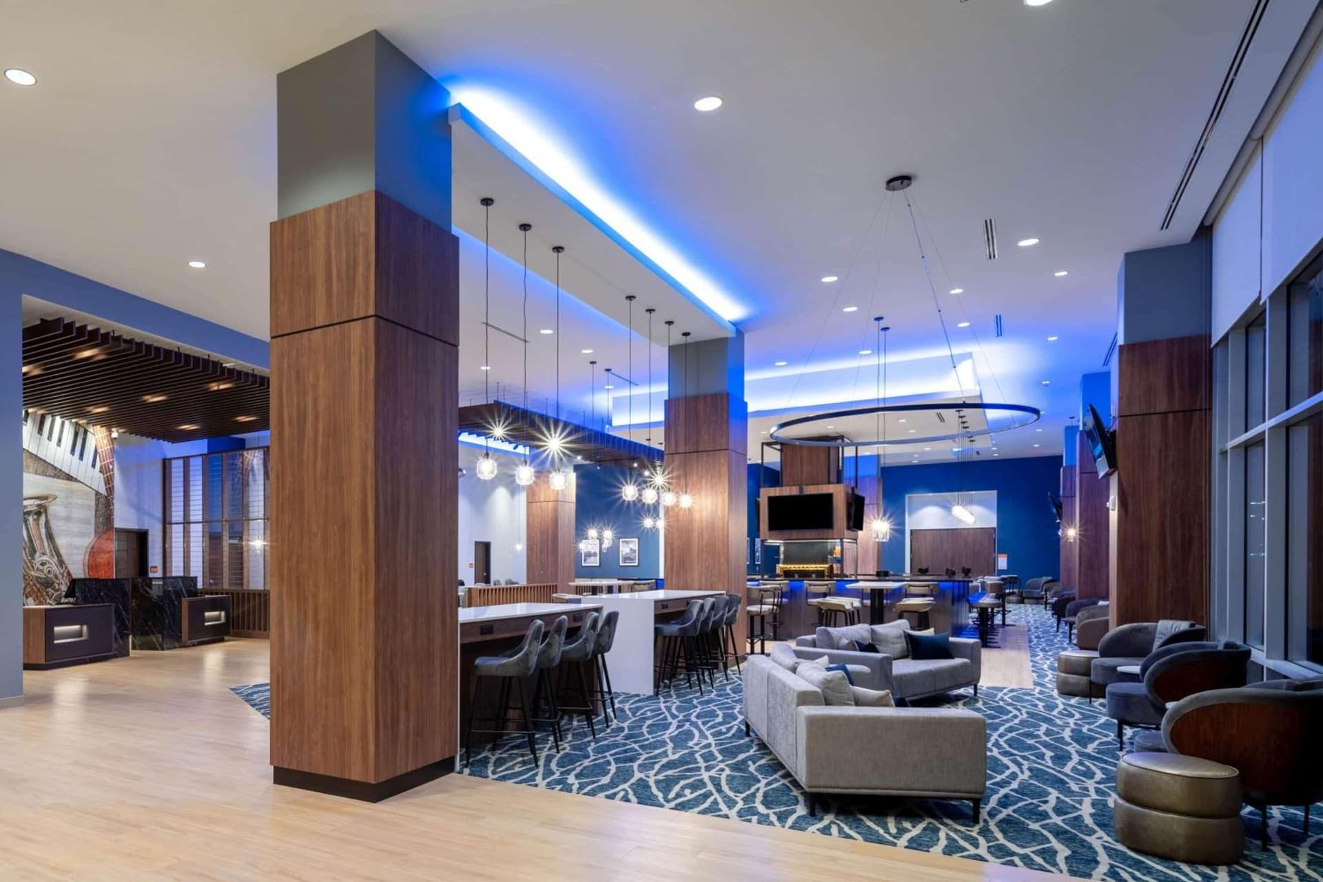 La Quinta Inn & Suites by Wyndham Nashville Downtown Stadium gallery photo in Nashville, TN — image 92