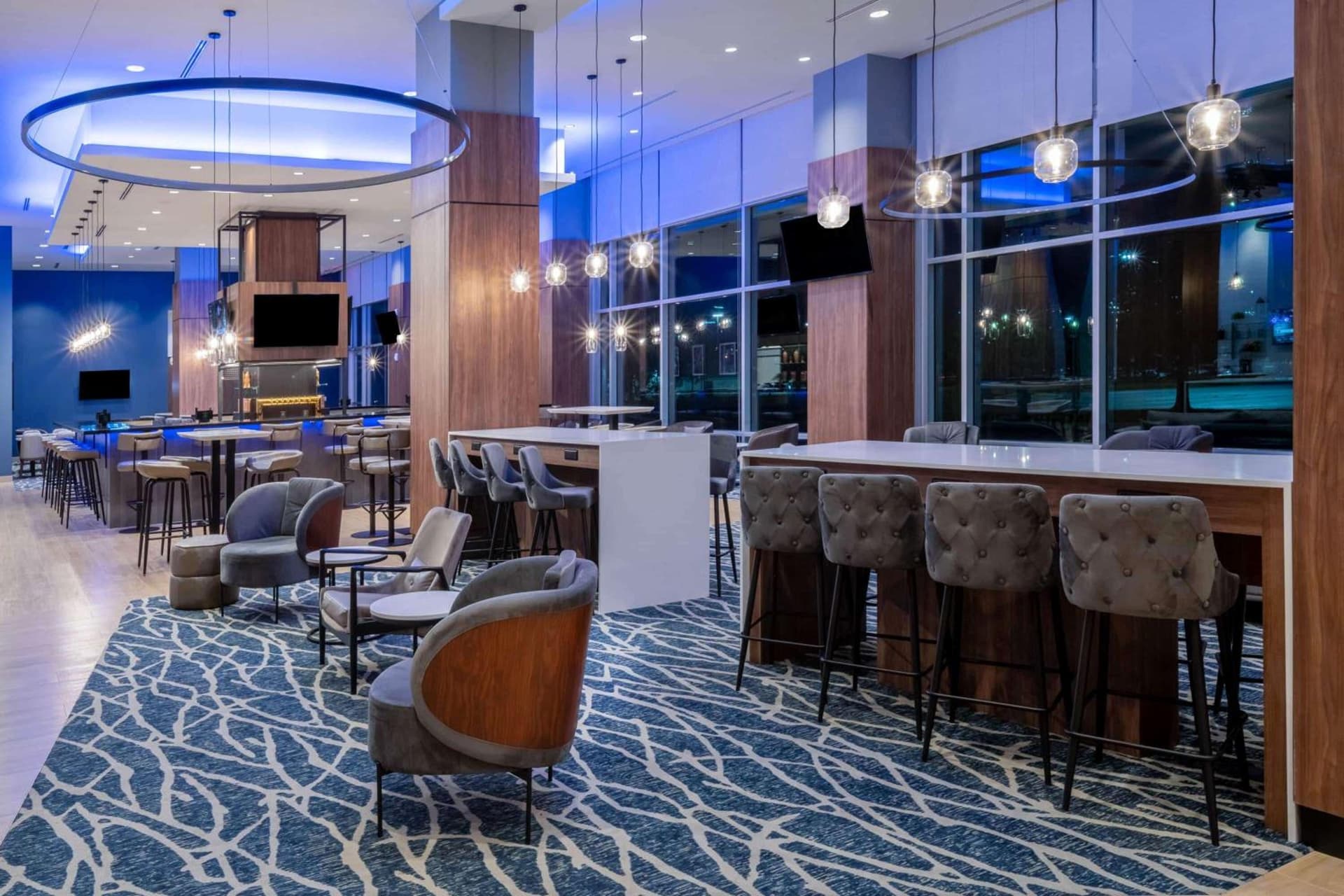 La Quinta Inn & Suites by Wyndham Nashville Downtown Stadium gallery photo in Nashville, TN — image 94