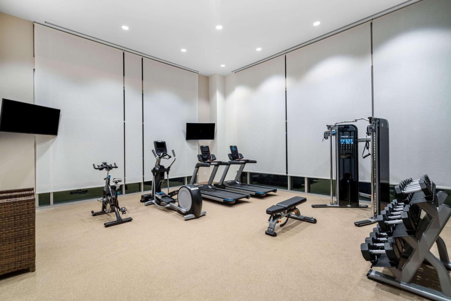 La Quinta Inn & Suites by Wyndham Nashville Downtown Stadium gallery photo in Nashville, TN — image 88