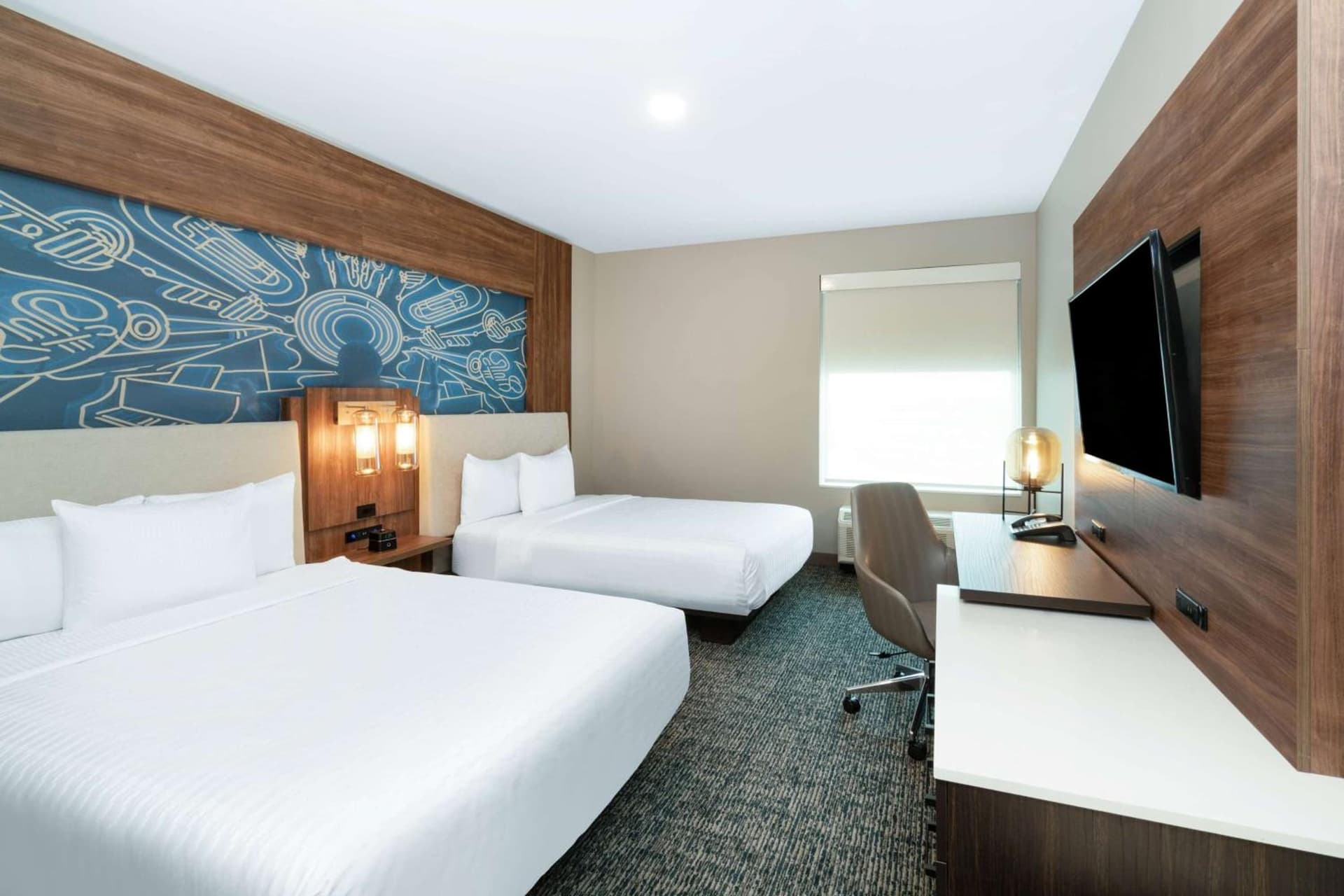 La Quinta Inn & Suites by Wyndham Nashville Downtown Stadium gallery photo in Nashville, TN — image 40