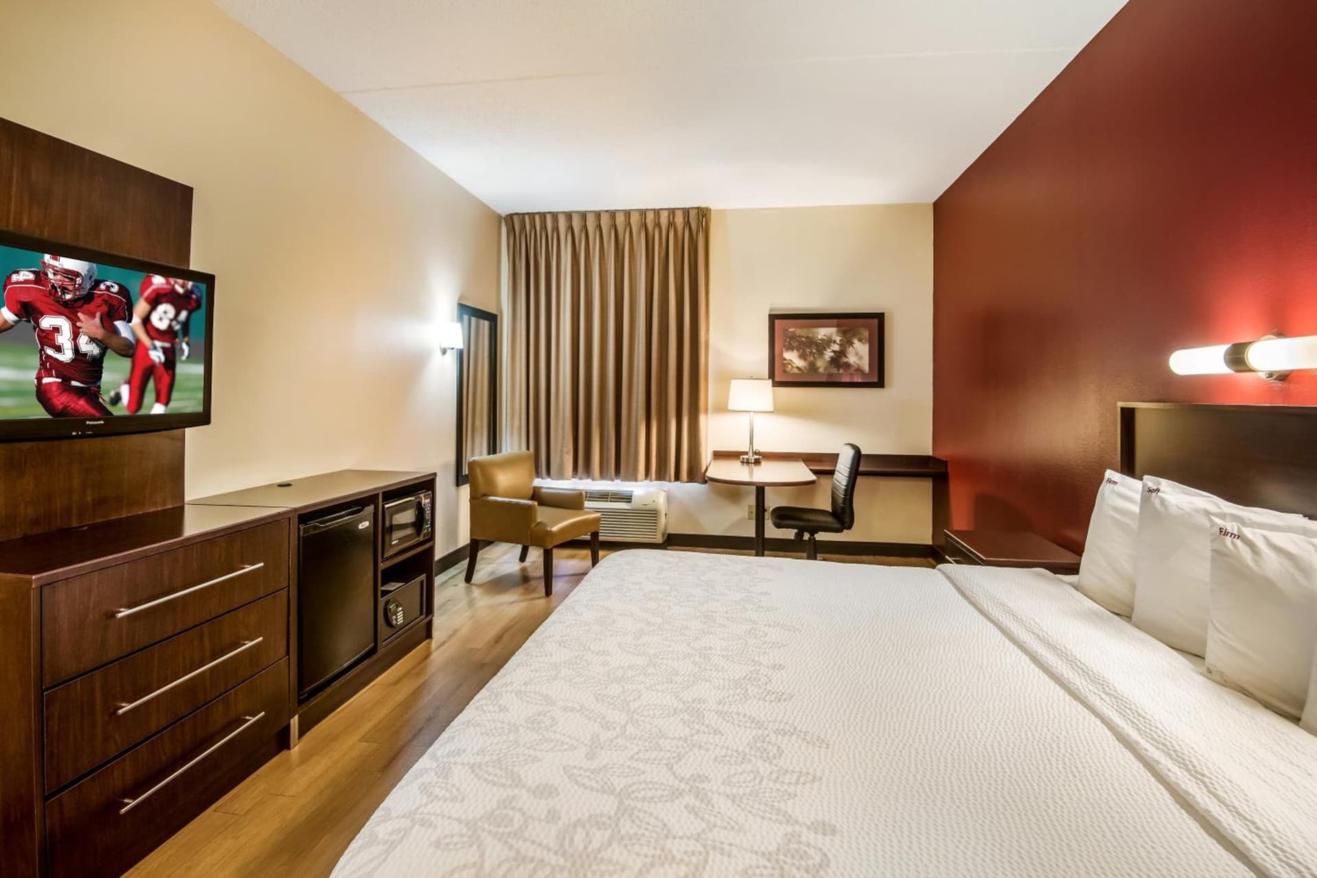 Red Roof Inn PLUS+ South Deerfield - Amherst gallery photo in South Deerfield, MA — image 30