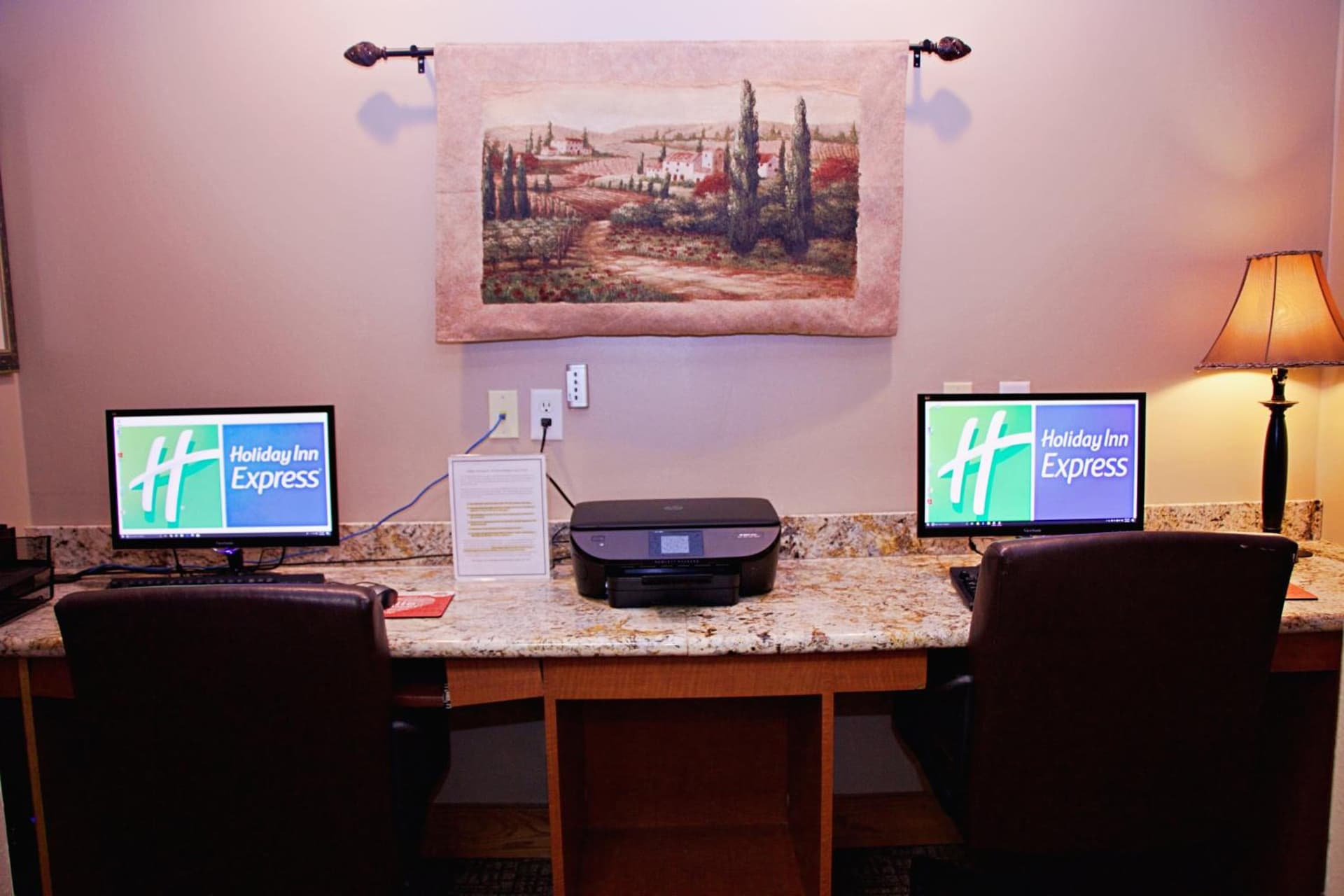 Holiday Inn Express Hotel & Suites Pierre-Fort Pierre by IHG interior in Fort Pierre, SD — gallery photo 2
