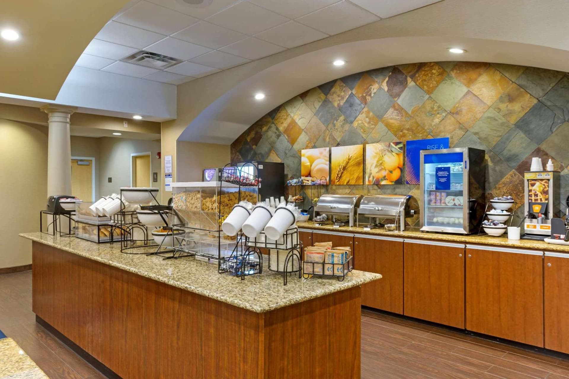 Comfort Inn & Suites Presidential gallery photo in Little Rock, AR — image 15