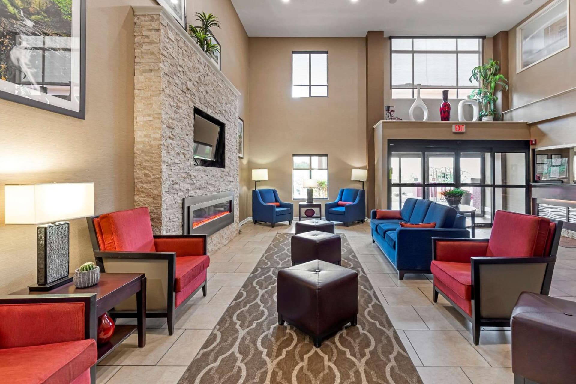 Comfort Inn & Suites Canton Riverstone Area property views in Canton, GA — gallery photo 3