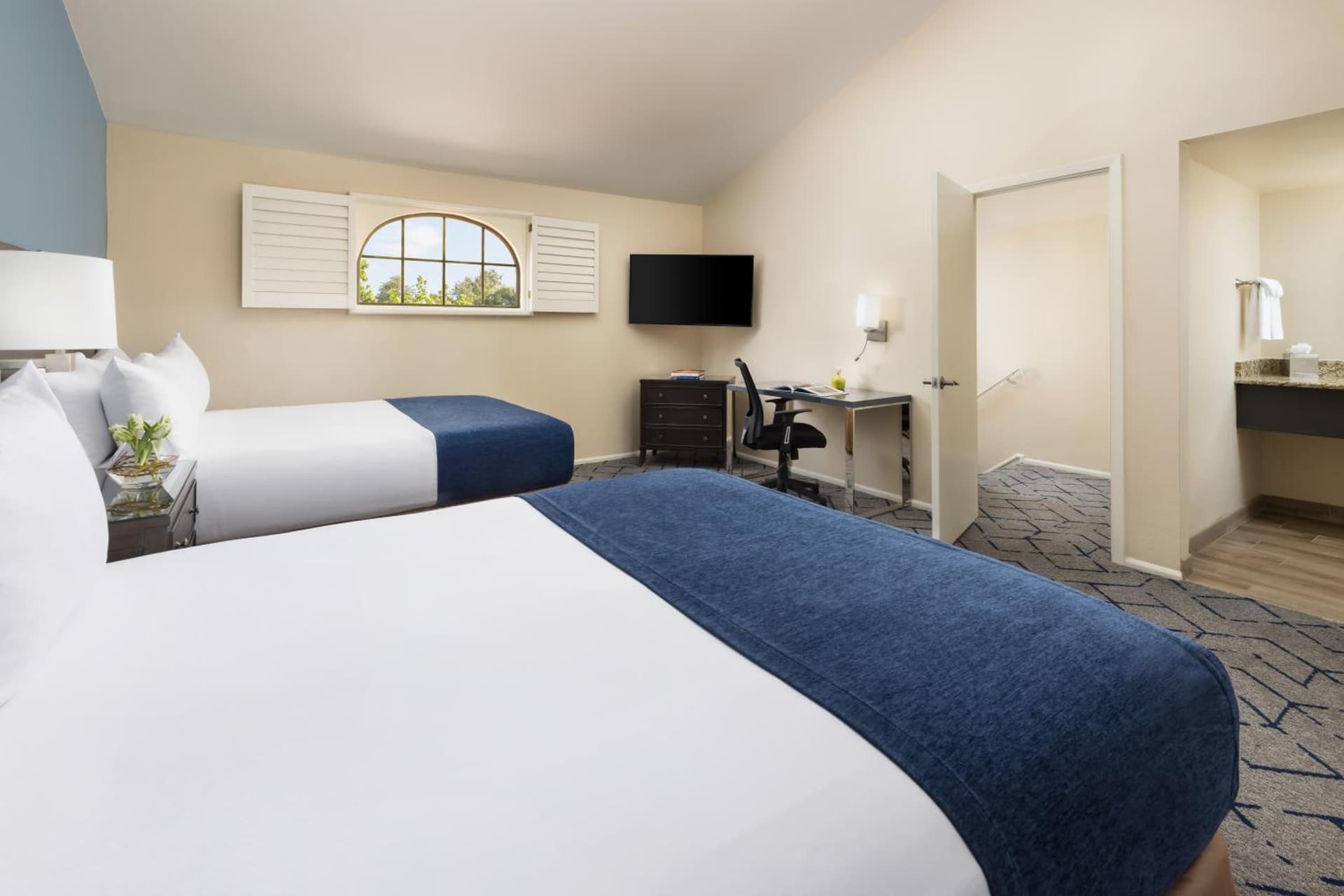 Kimpton Miralina Resort and Villas by IHG gallery photo in Scottsdale, AZ — image 29