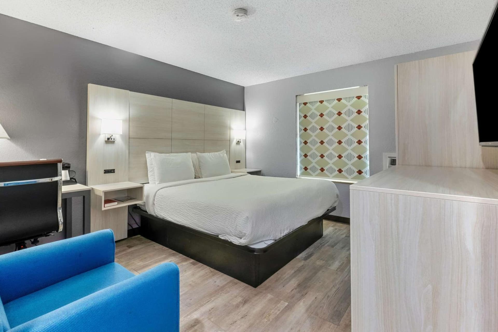 Days Inn by Wyndham Savannah Gateway I-95 gallery photo in Savannah, GA — image 11