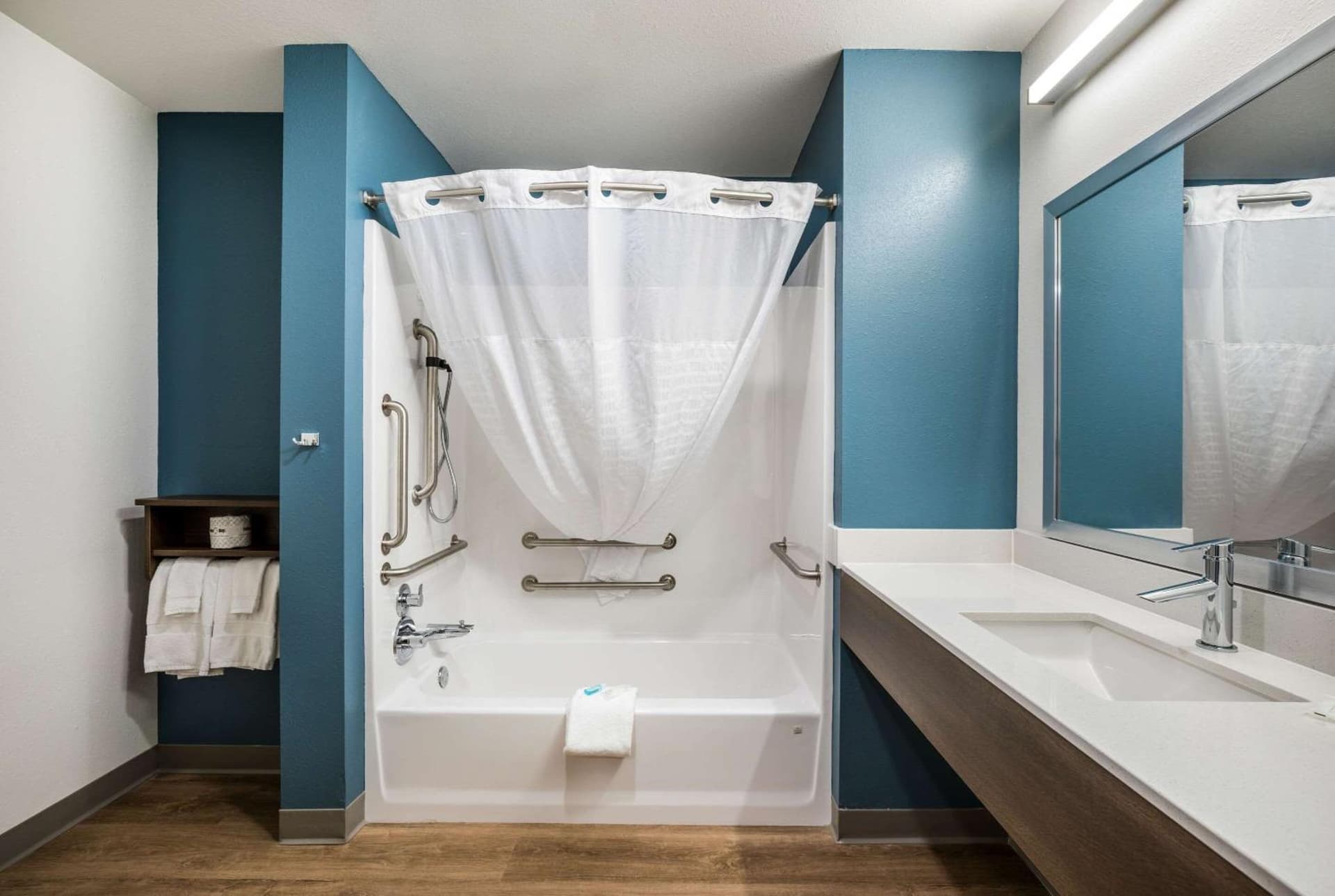 WoodSpring Suites Elgin - Chicago gallery photo in Elgin, IL — image 16