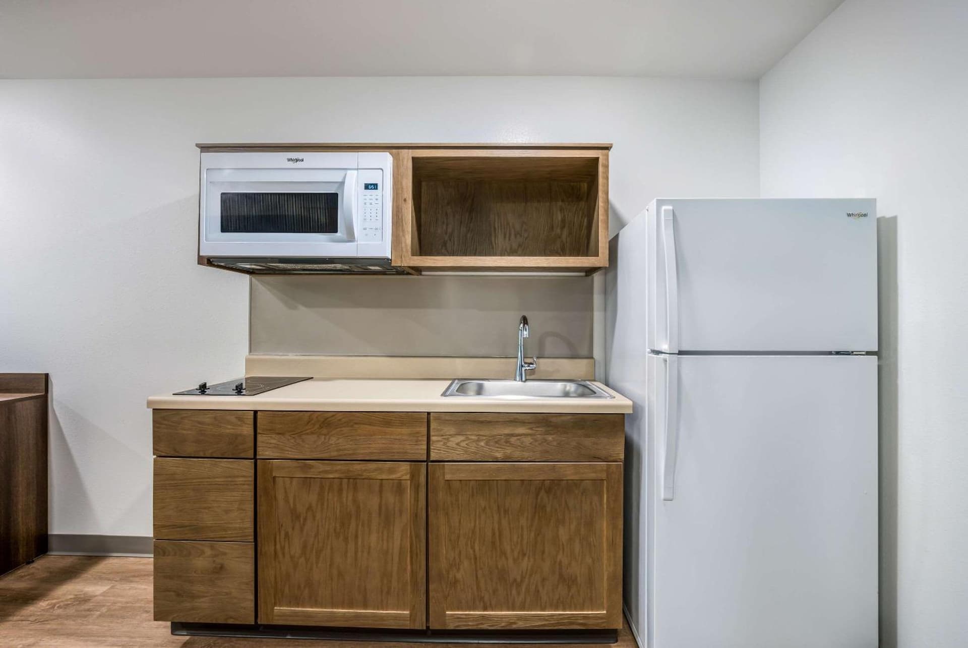 WoodSpring Suites Elgin - Chicago gallery photo in Elgin, IL — image 12