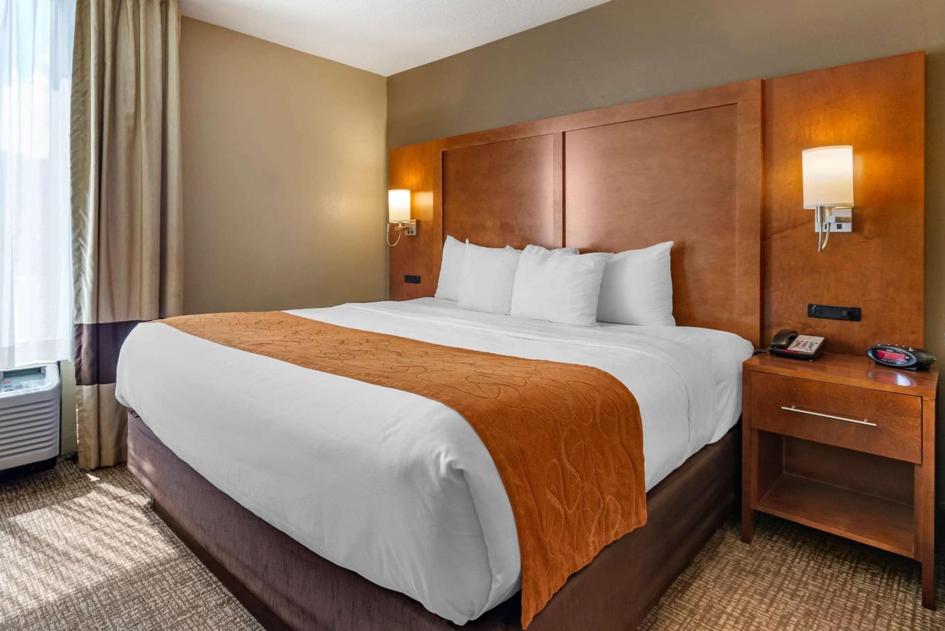 Comfort Suites Bethlehem Near Lehigh University and LVI Airport gallery photo in Bethlehem, PA — image 15