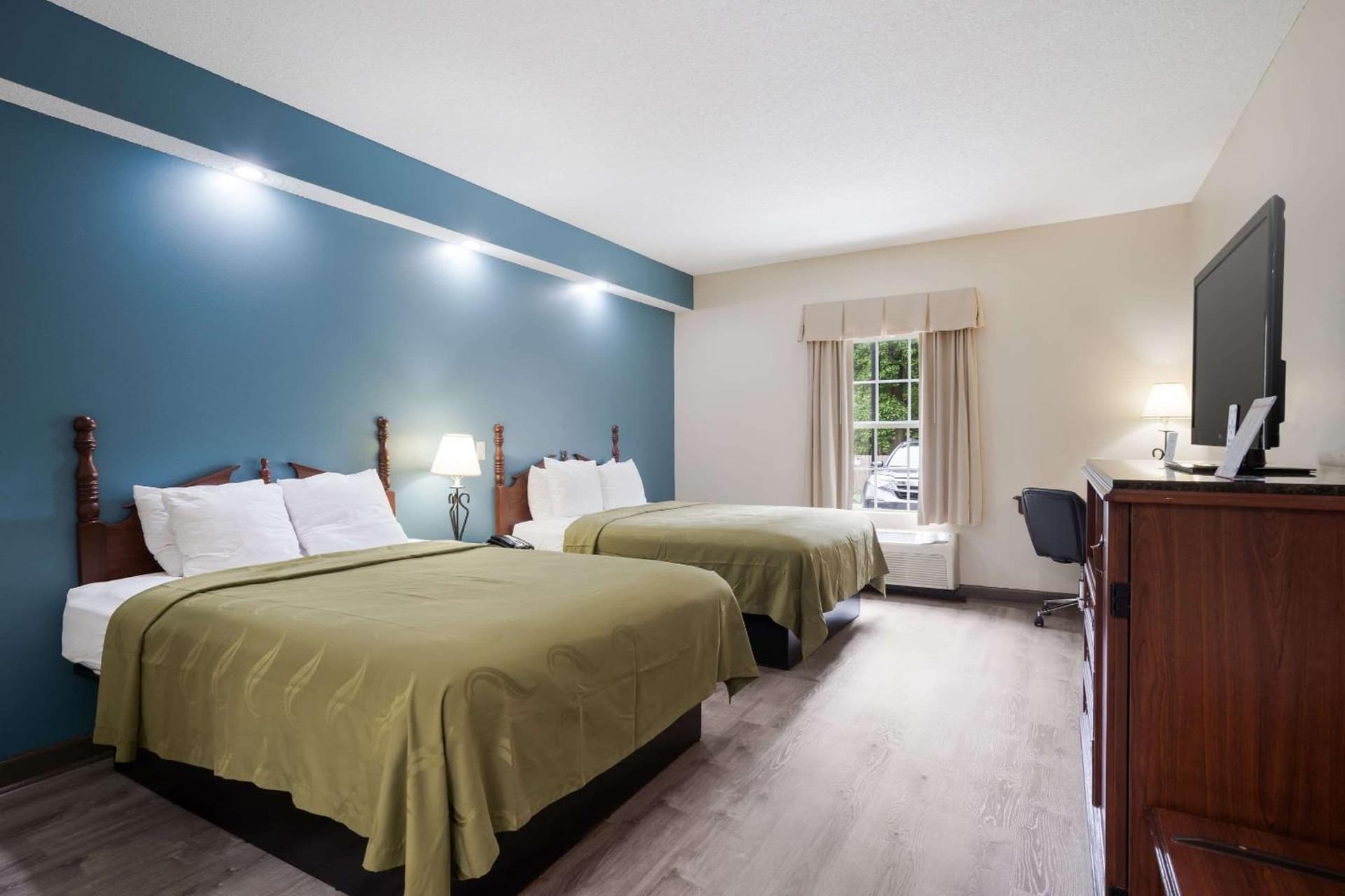Quality Inn Wilmington gallery photo in Wilmington, NC — image 4