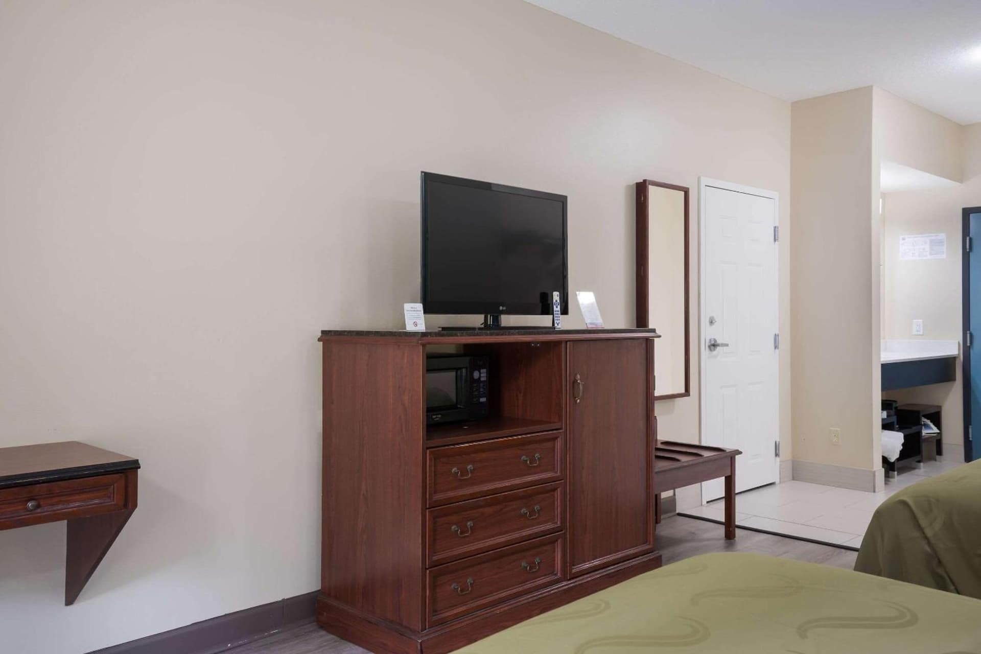 Quality Inn Wilmington gallery photo in Wilmington, NC — image 21