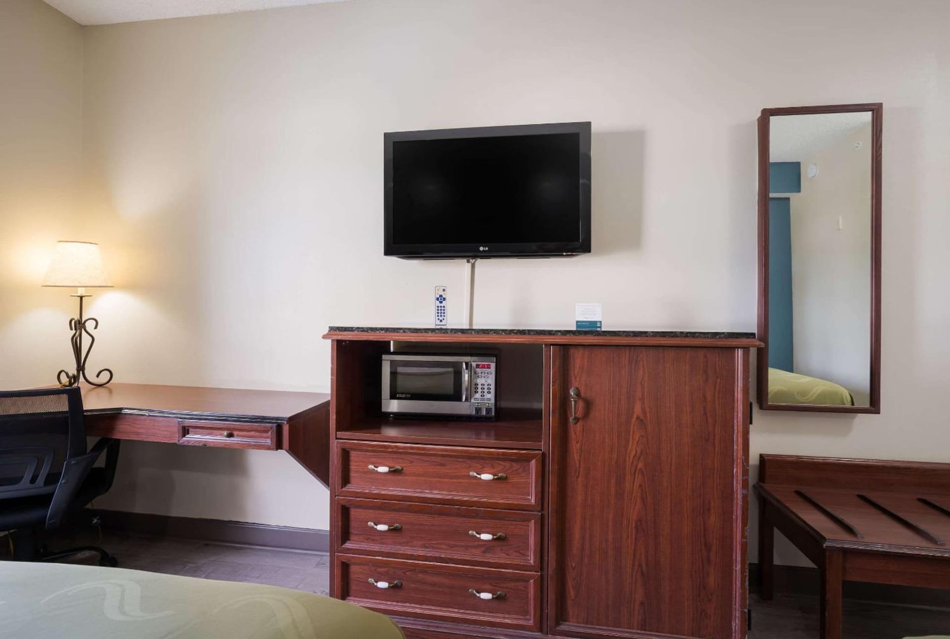 Quality Inn Wilmington property views in Wilmington, NC — gallery photo 3