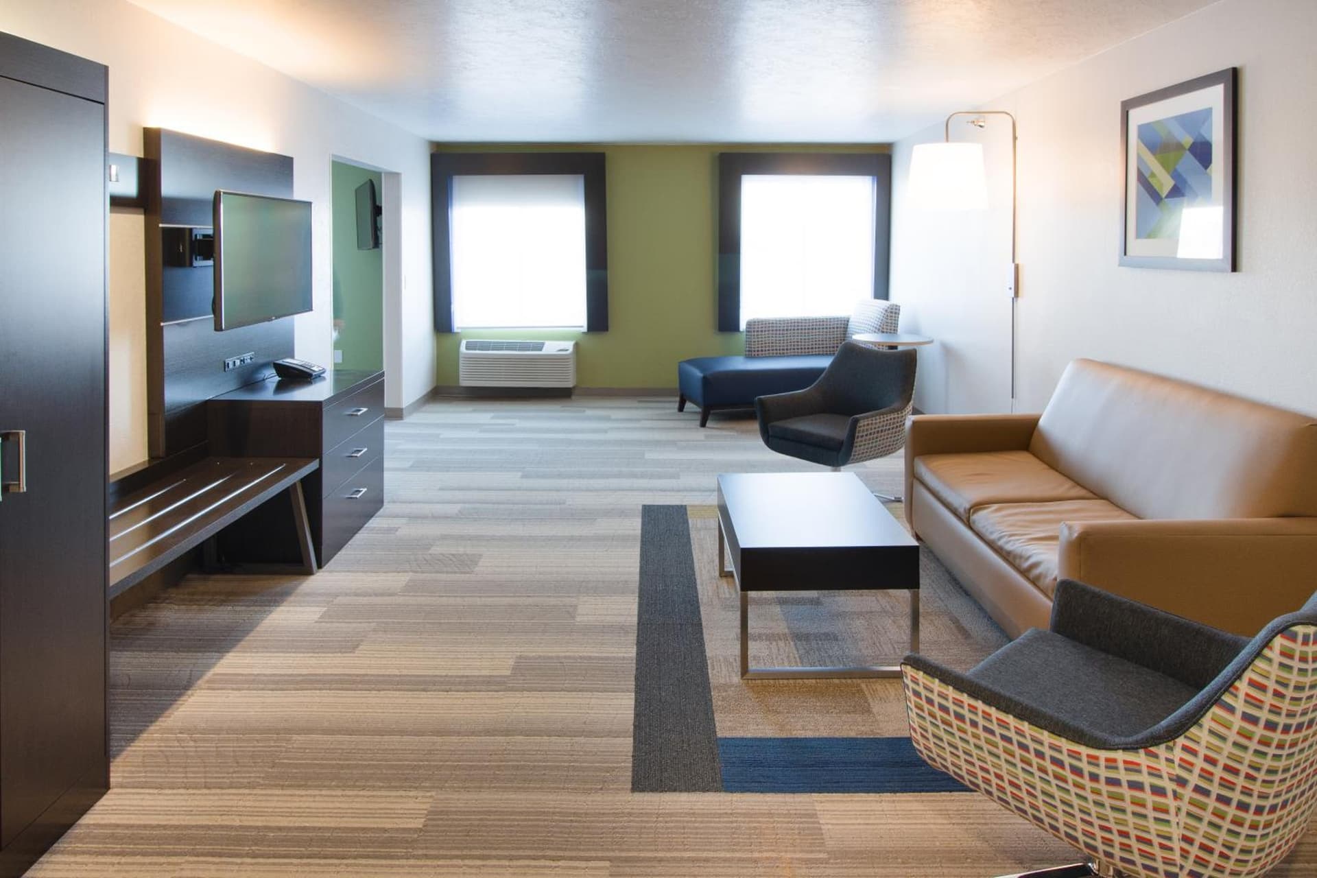 Holiday Inn Express & Suites - Worthington by IHG property views in Worthington, MN — gallery photo 3
