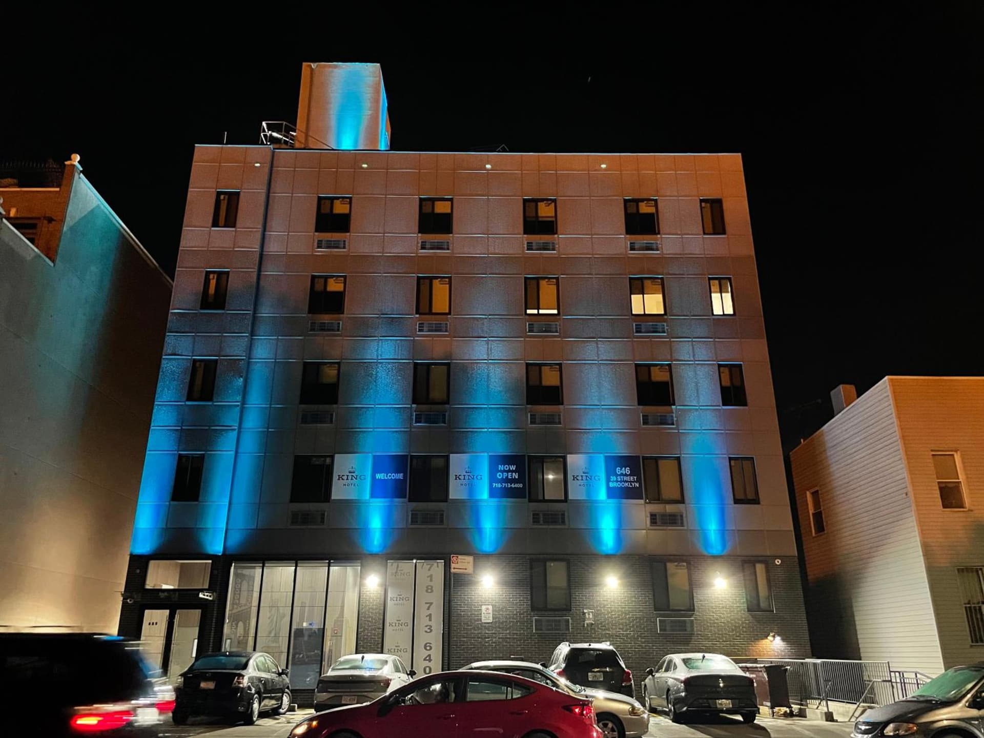 King Hotel Brooklyn Sunset Park gallery photo in Brooklyn, NY — image 4