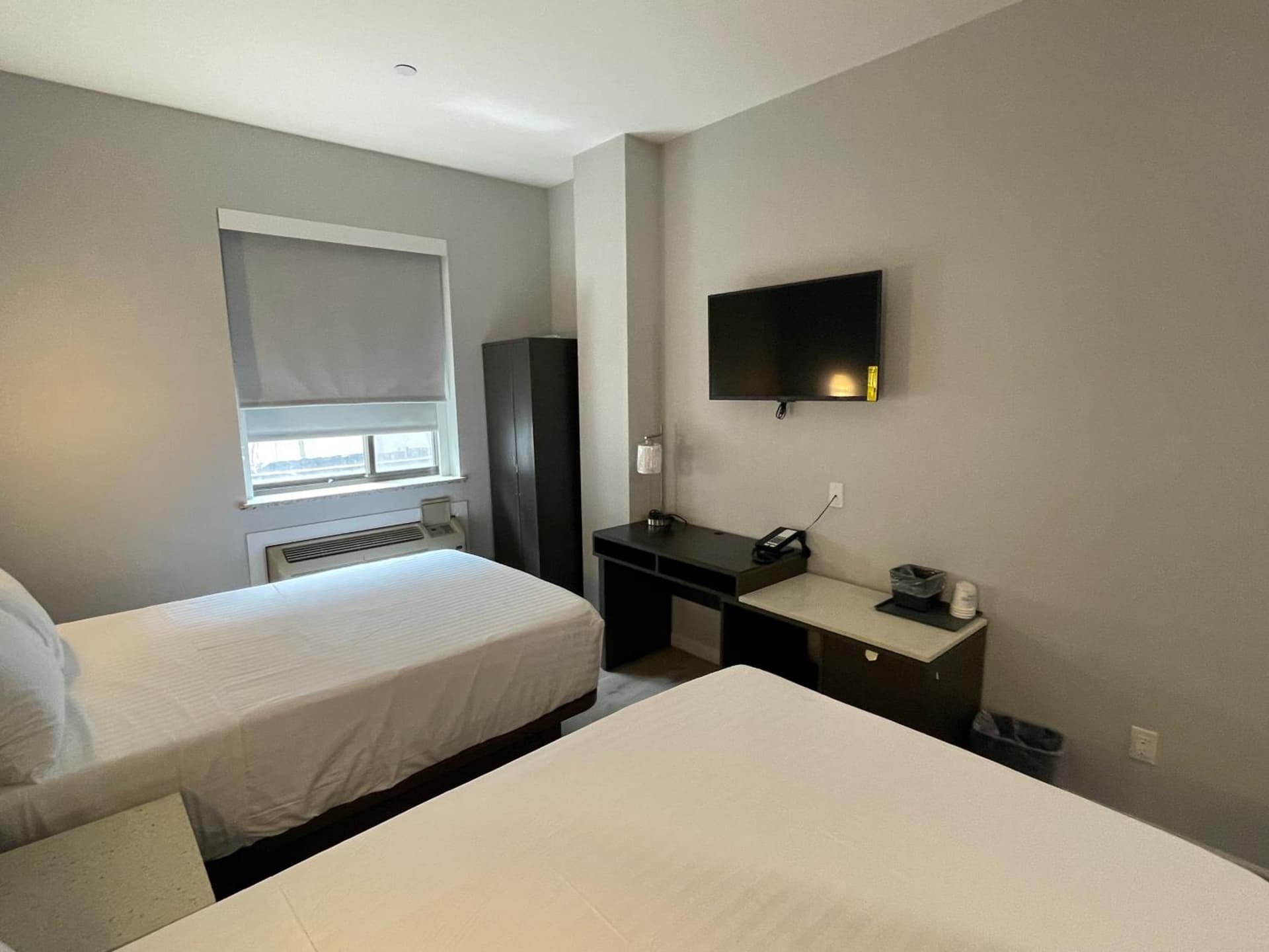 King Hotel Brooklyn Sunset Park property views in Brooklyn, NY — gallery photo 3