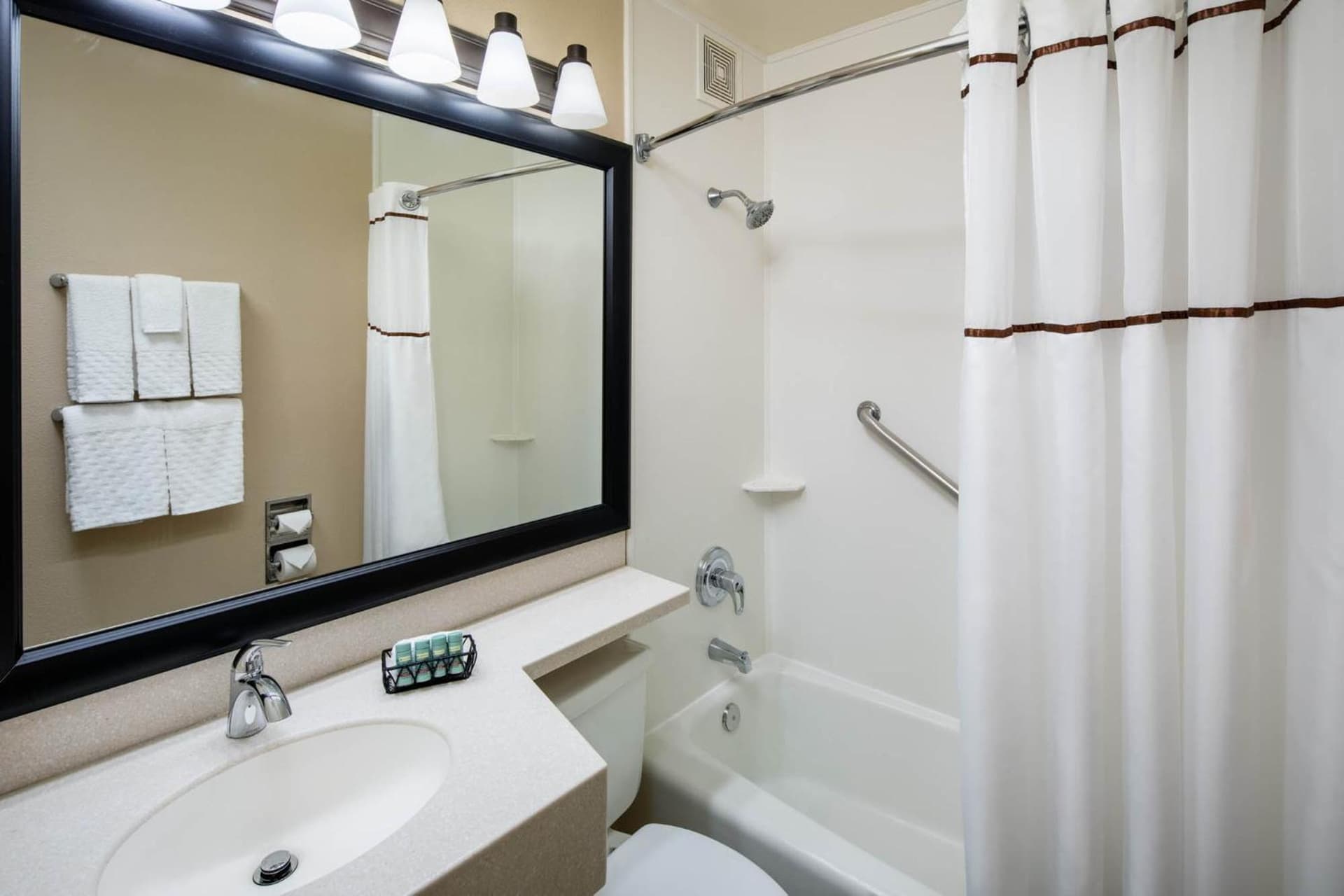 Best Western University Inn gallery photo in Canton — image 53