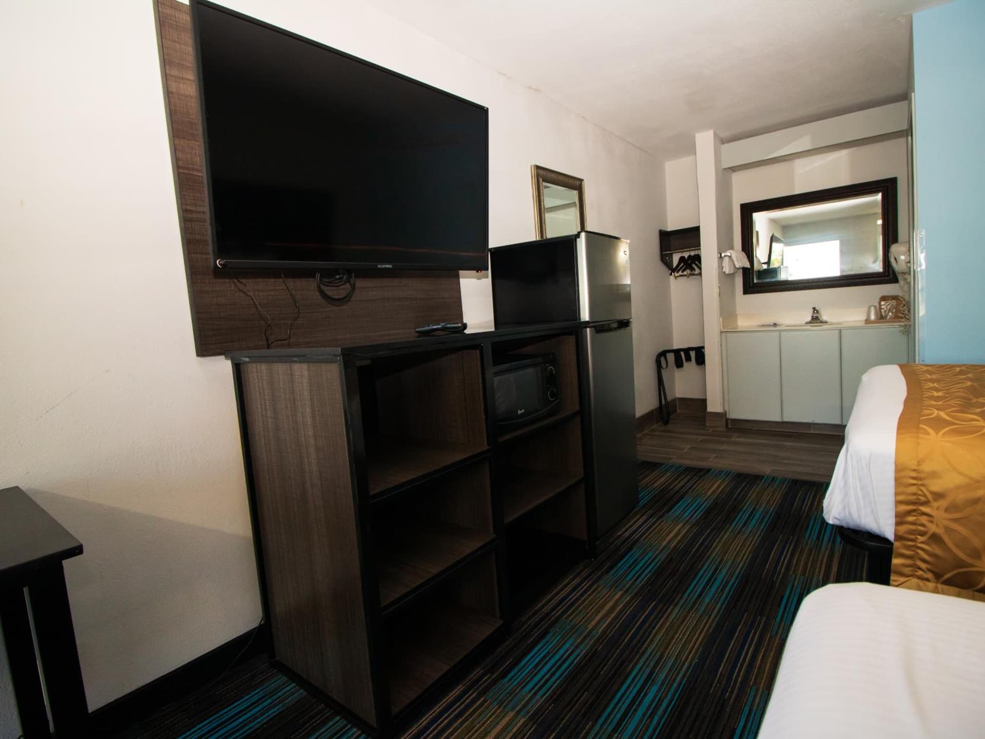 Sweet Dream Inn - University Park property views in Pensacola, FL — gallery photo 3