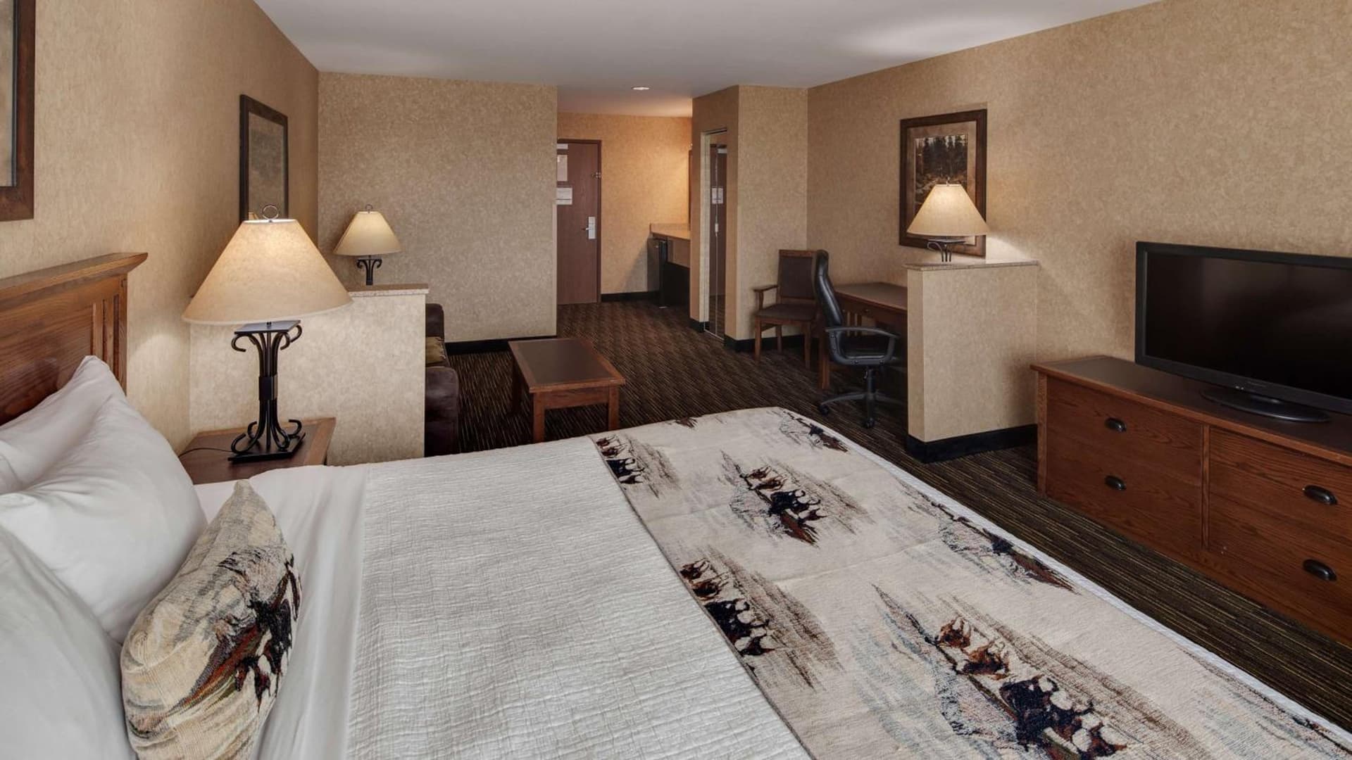 Best Western Plus Kelly Inn and Suites gallery photo in Fargo, ND — image 35