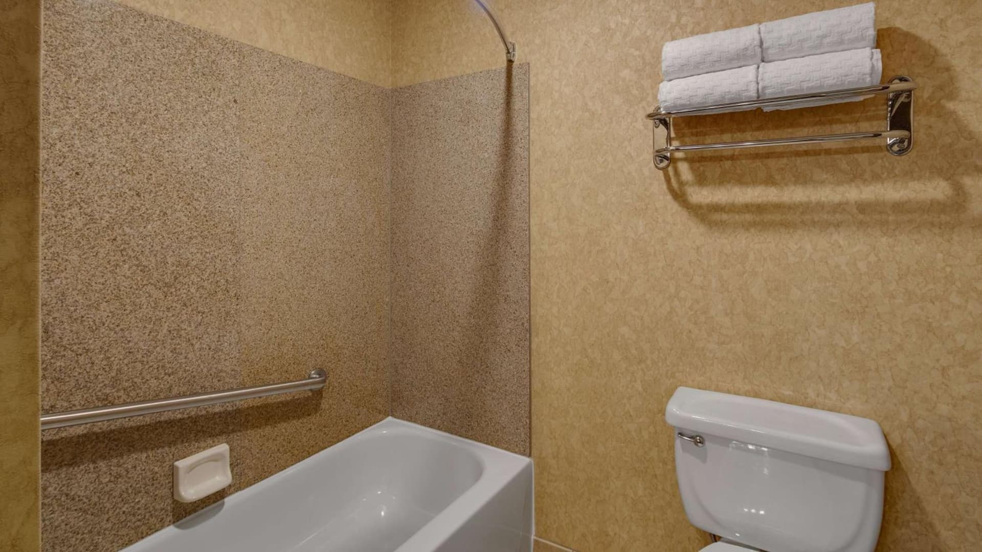Best Western Plus Kelly Inn and Suites gallery photo in Fargo, ND — image 44