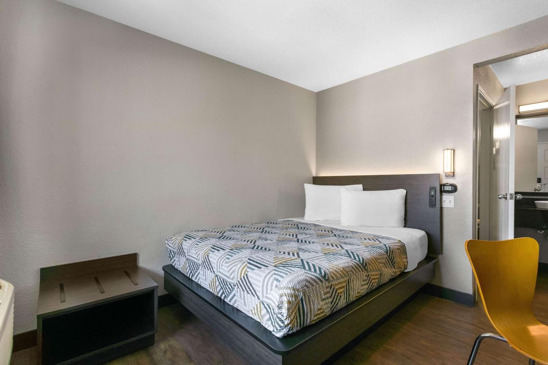 Motel 6-Merced, CA - North gallery photo in Merced, CA — image 11
