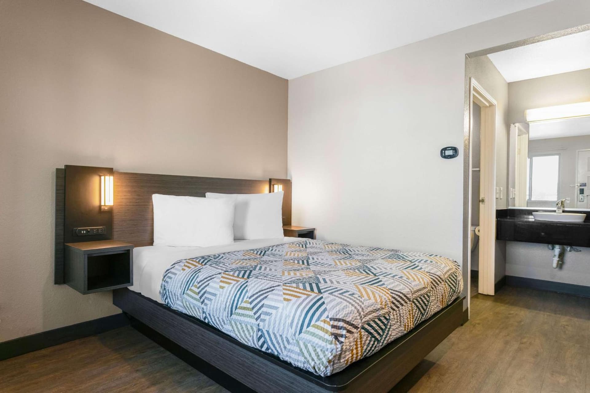 Motel 6-Merced, CA - North gallery photo in Merced, CA — image 10