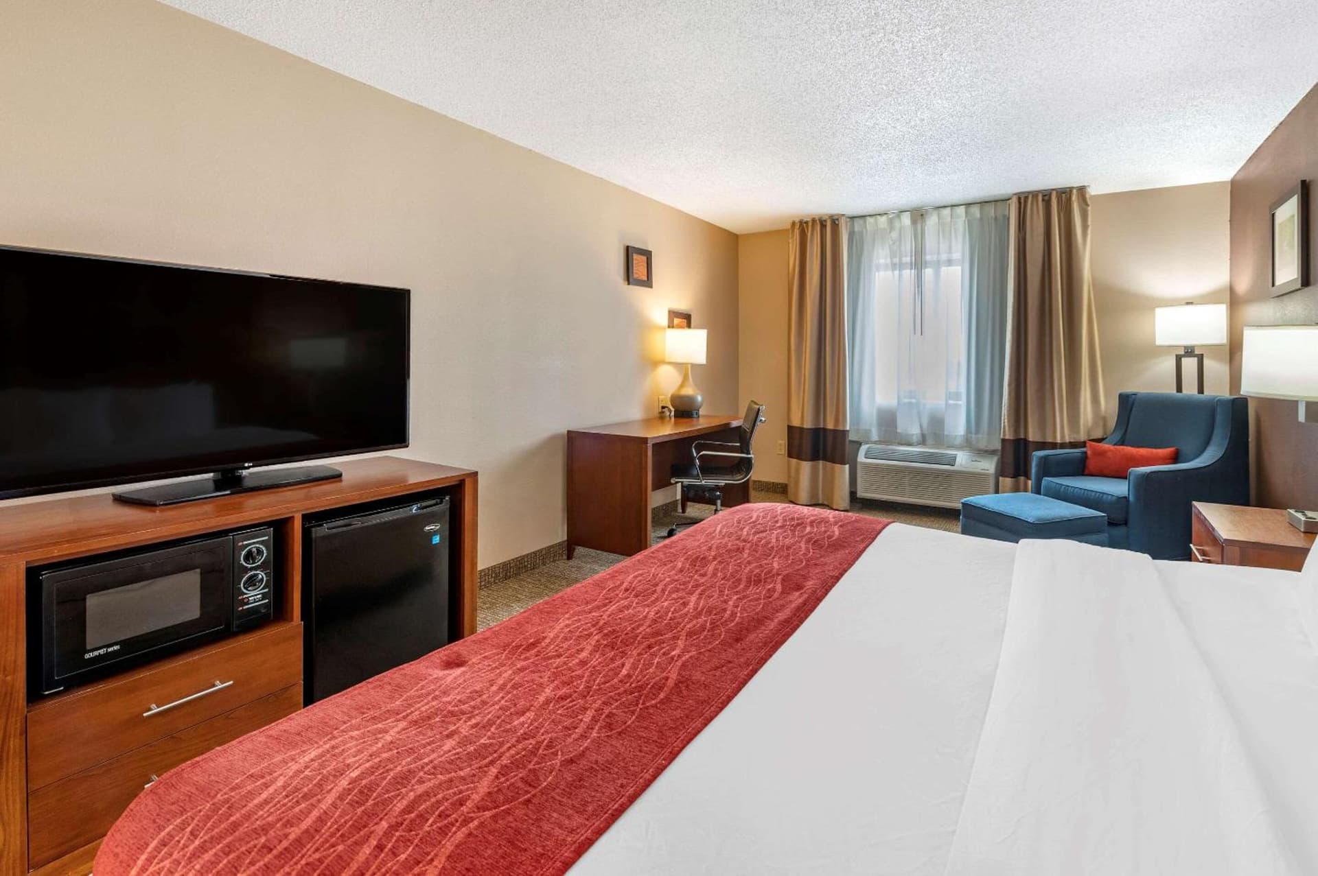 Comfort Inn & Suites Lawrenceburg gallery photo in Lawrenceburg, IN — image 25