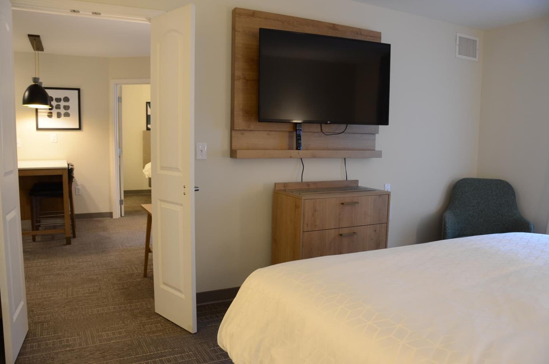 Staybridge Suites Nashville SE - Murfreesboro by IHG gallery photo in Murfreesboro, TN — image 18