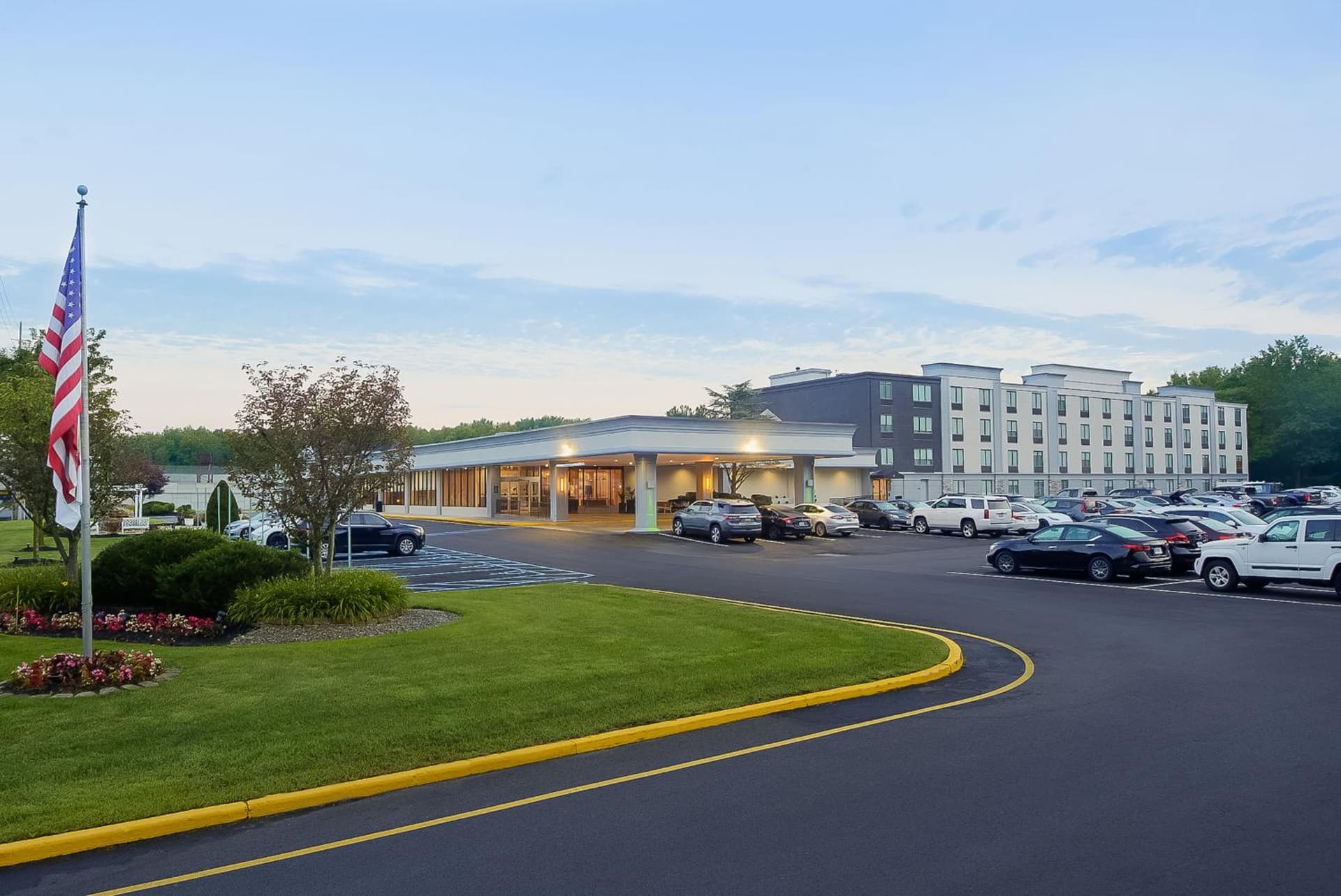 Holiday Inn East Windsor - Cranbury Area property views in Hightstown, NJ — gallery photo 3