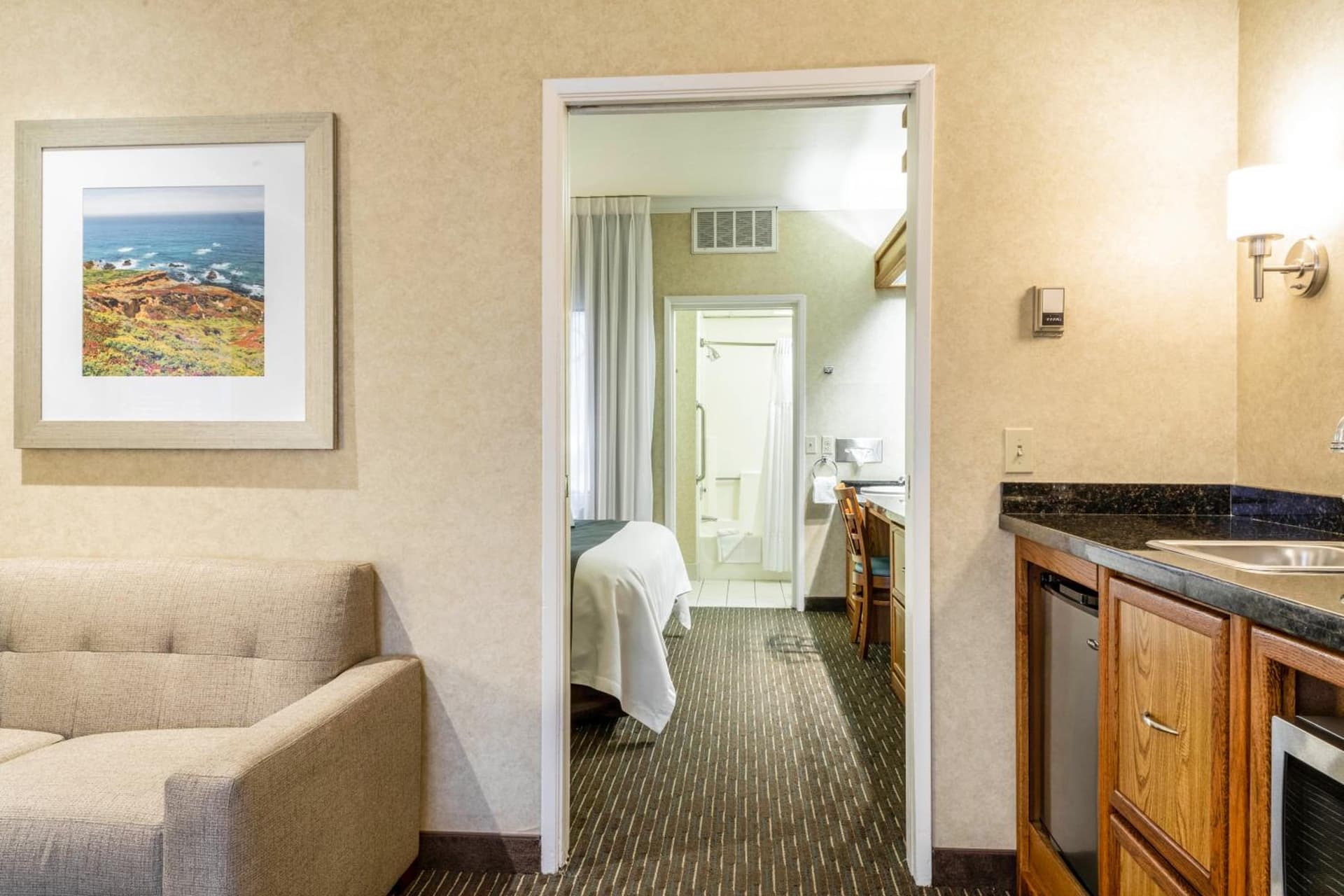 Quality Suites Downtown San Luis Obispo gallery photo in San Luis Obispo, CA — image 6