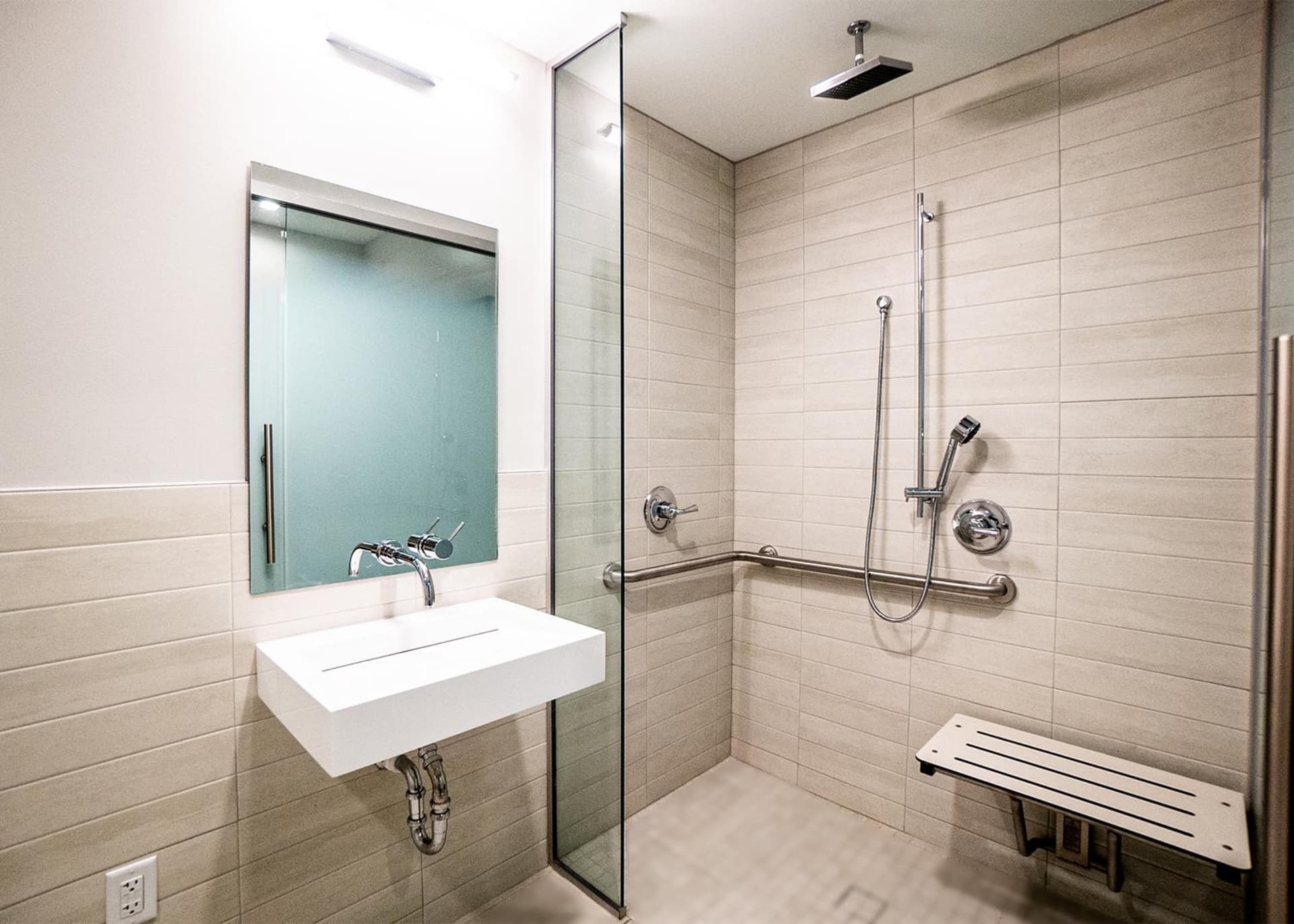 SOVA Micro-Room & Social Hotel gallery photo in Dallas, TX — image 29