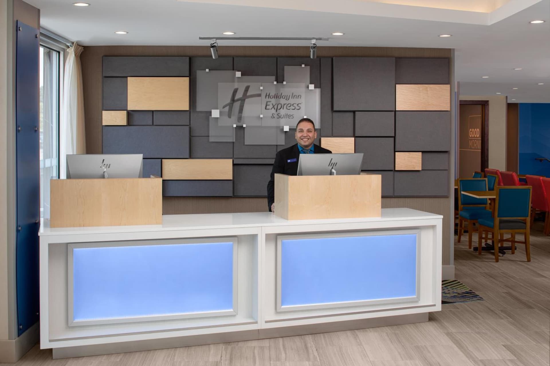 Holiday Inn Express & Suites Woodside LaGuardia Airport gallery photo in Queens, NY — image 14