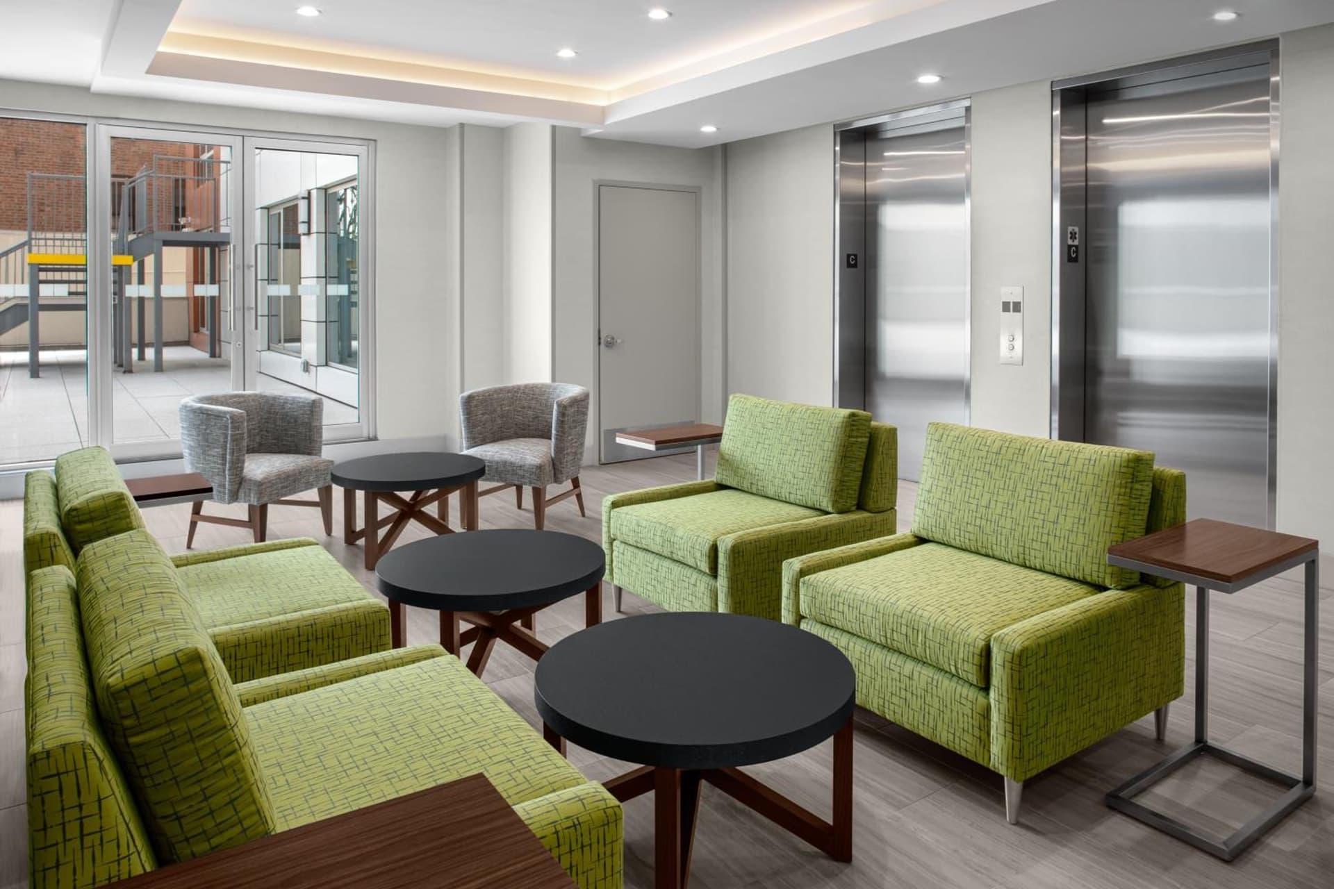 Holiday Inn Express & Suites Woodside LaGuardia Airport gallery photo in Queens, NY — image 18