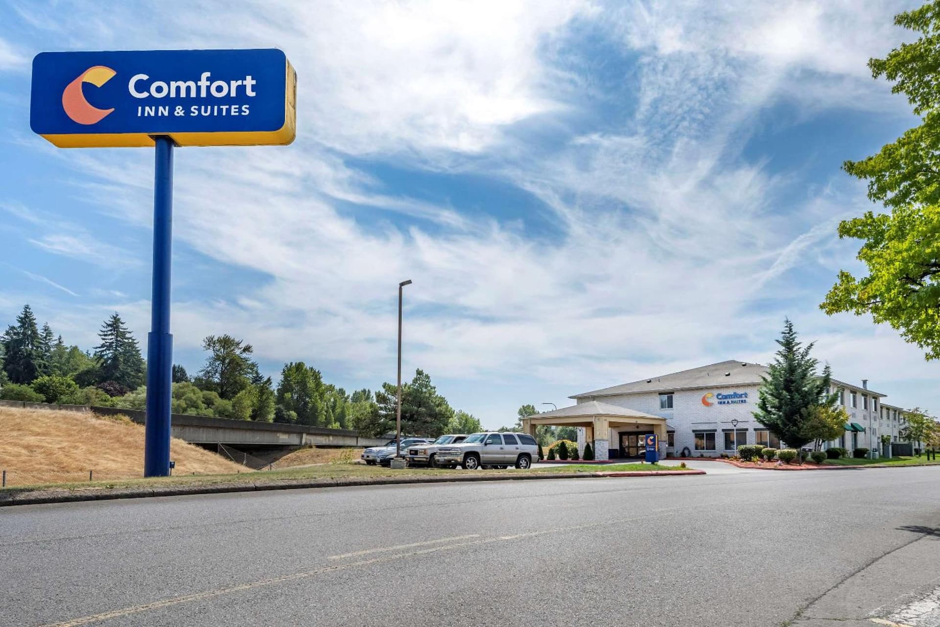 Comfort Inn & Suites Kelso - Longview interior in Kelso, WA — gallery photo 2