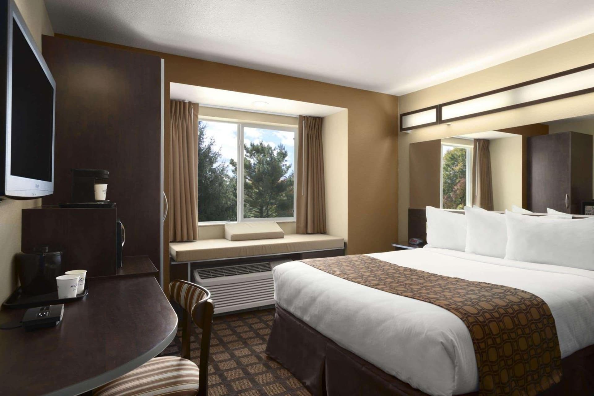 Microtel Inn & Suites by Wyndham Odessa TX gallery photo in Odessa, TX — image 13