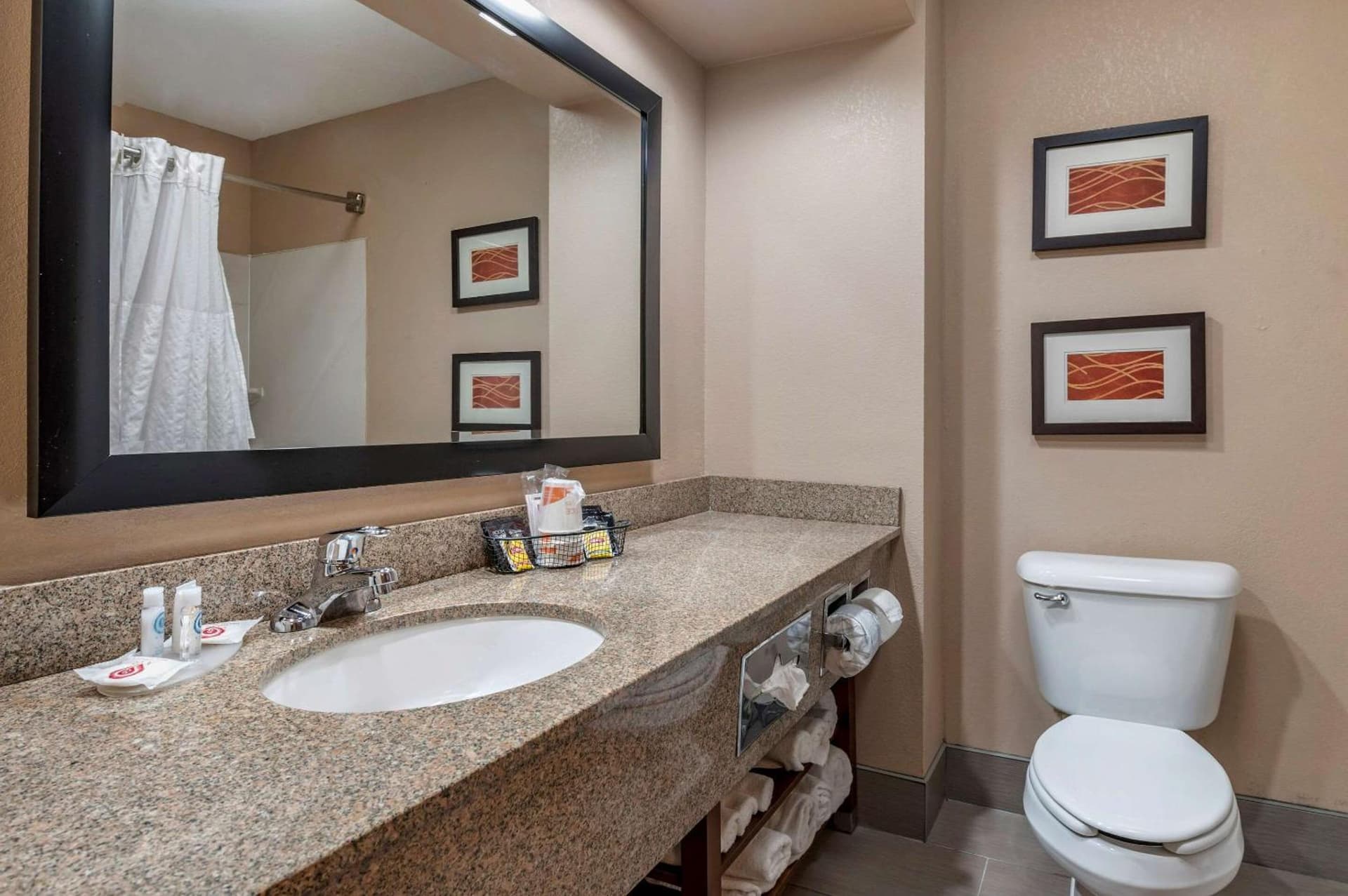Comfort Inn & Suites Lawrenceburg gallery photo in Lawrenceburg, IN — image 5