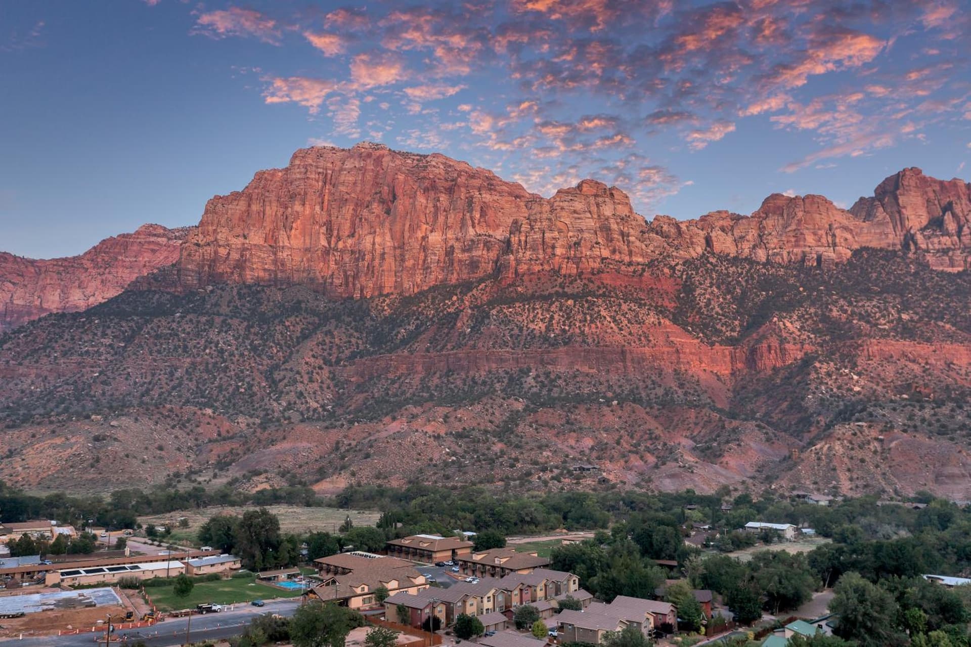 Red Rock Inn Cottages gallery photo in Springdale, UT — image 39