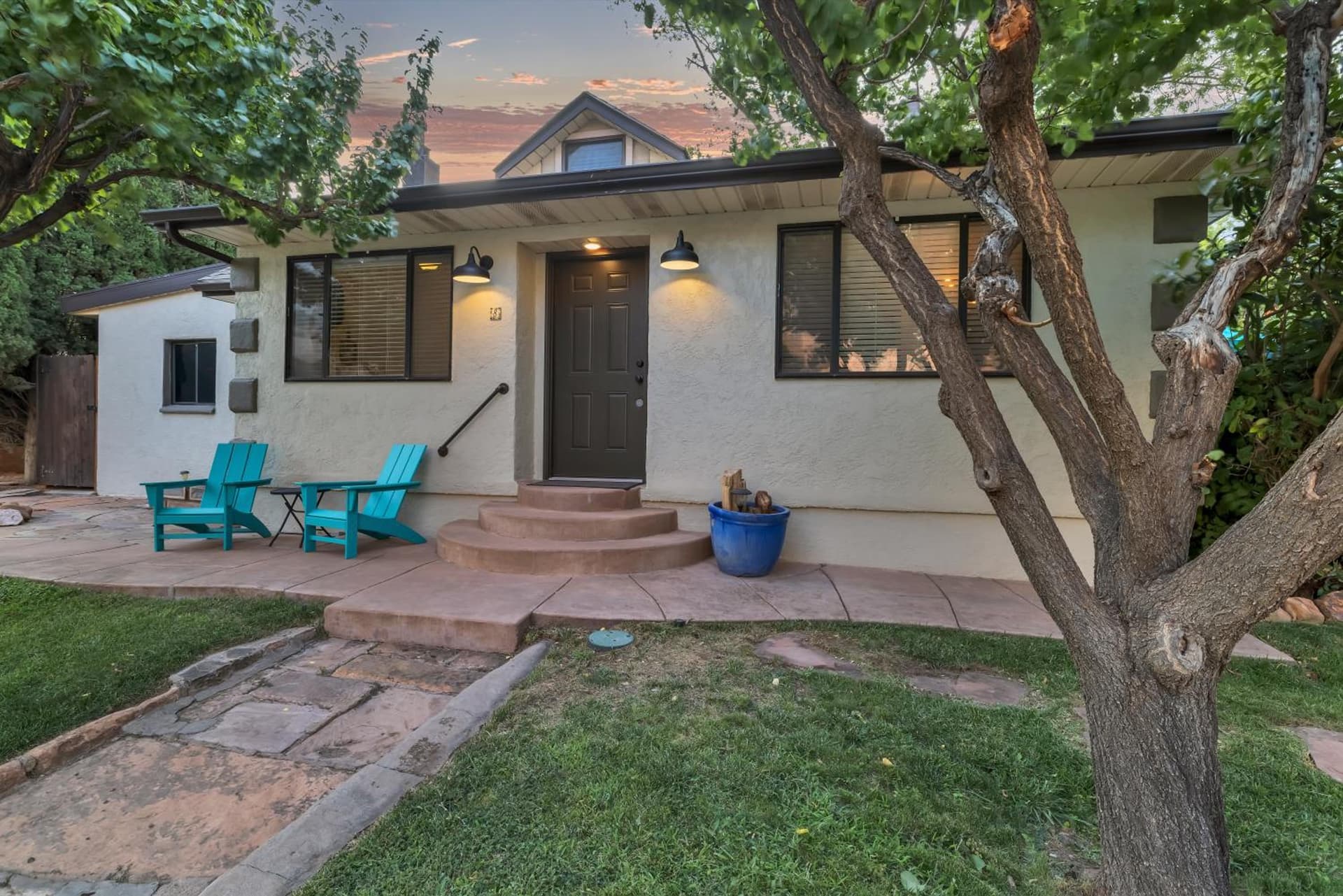 Red Rock Inn Cottages gallery photo in Springdale, UT — image 41