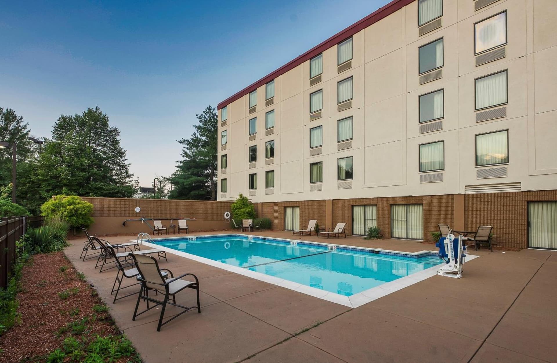 Red Roof Inn PLUS Boston - Mansfield - Foxboro property views in Mansfield, MA — gallery photo 3