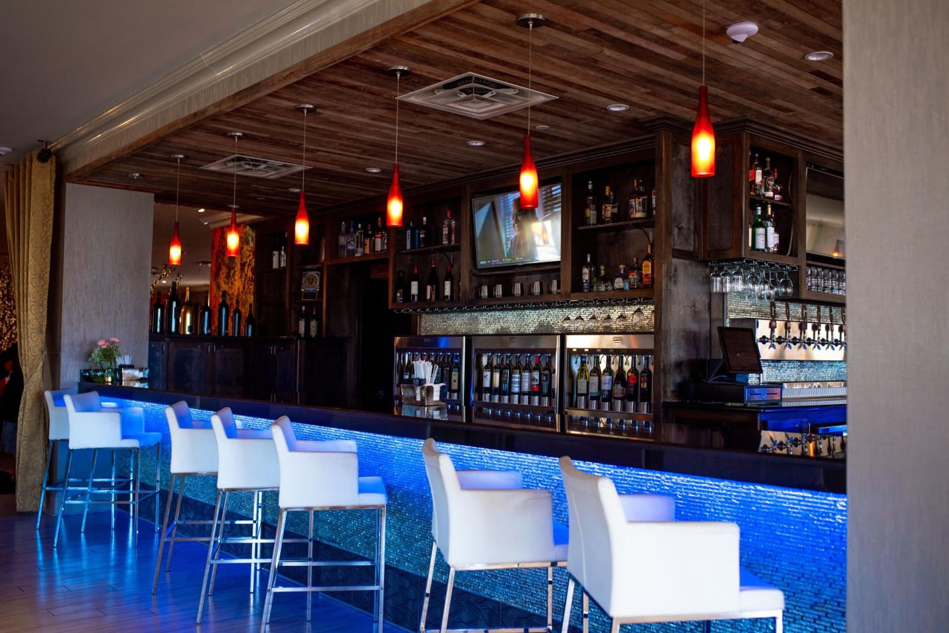 White House Hotel interior in Biloxi, MS — gallery photo 2
