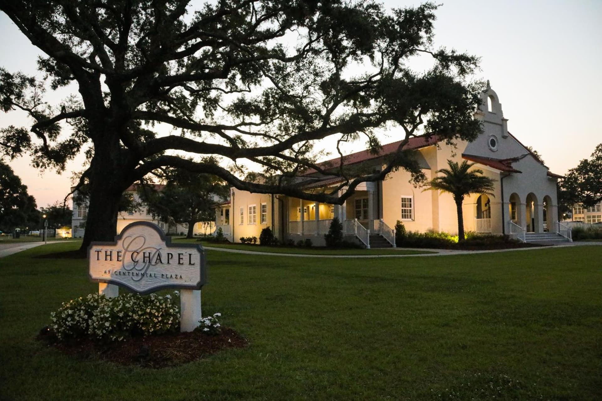 Centennial Plaza Resort Gulfport interior in Gulfport, MS — gallery photo 2