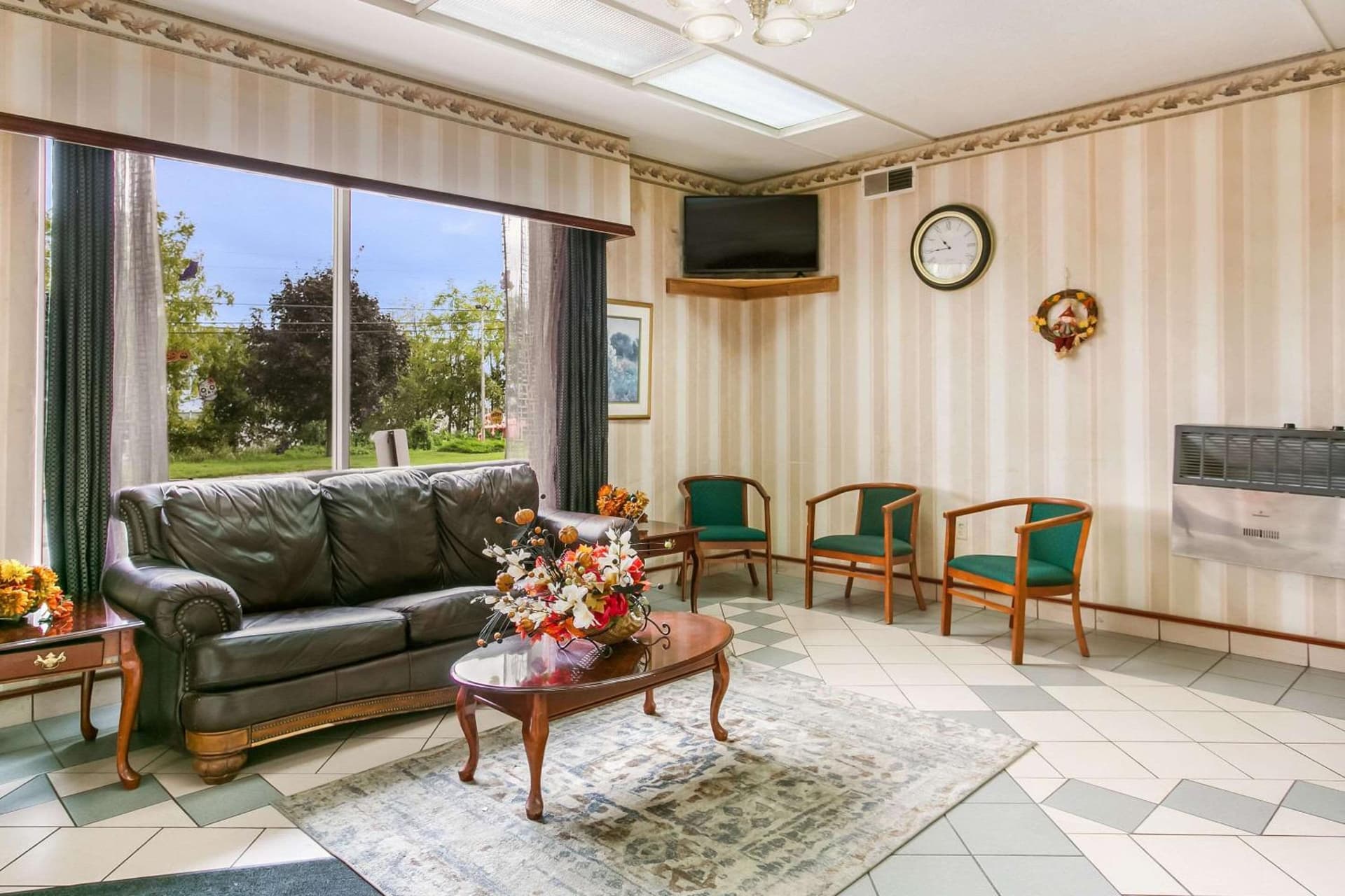 Inn at York gallery photo in York, PA — image 40