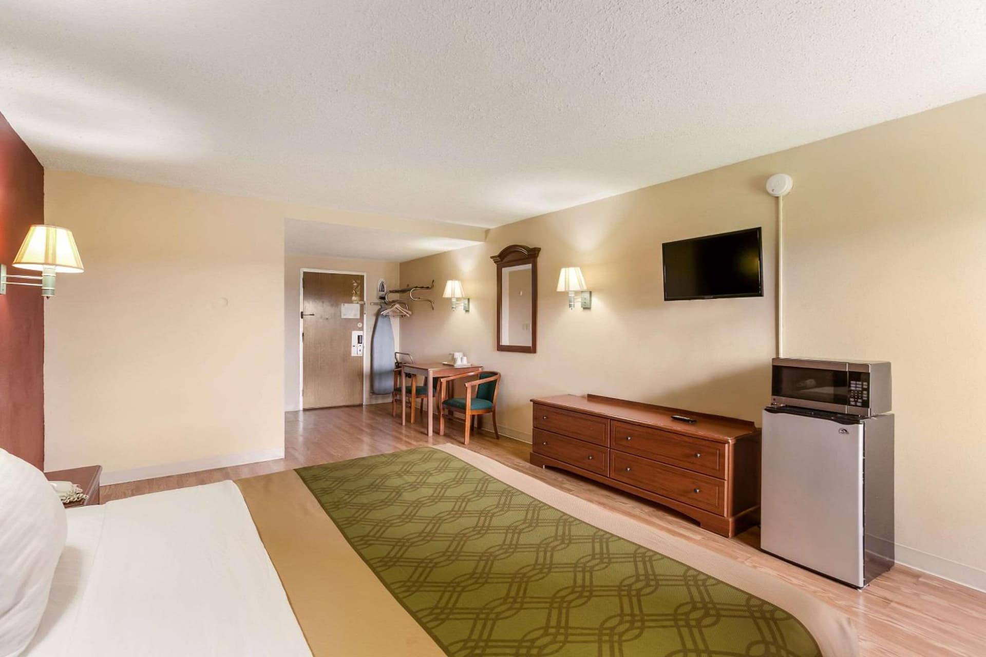 Inn at York gallery photo in York, PA — image 10